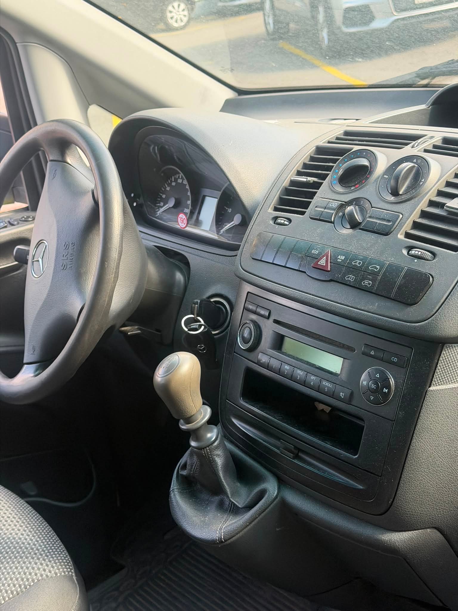 MERCEDES-BENZ Vito 113 CDI Mixto L-image-8