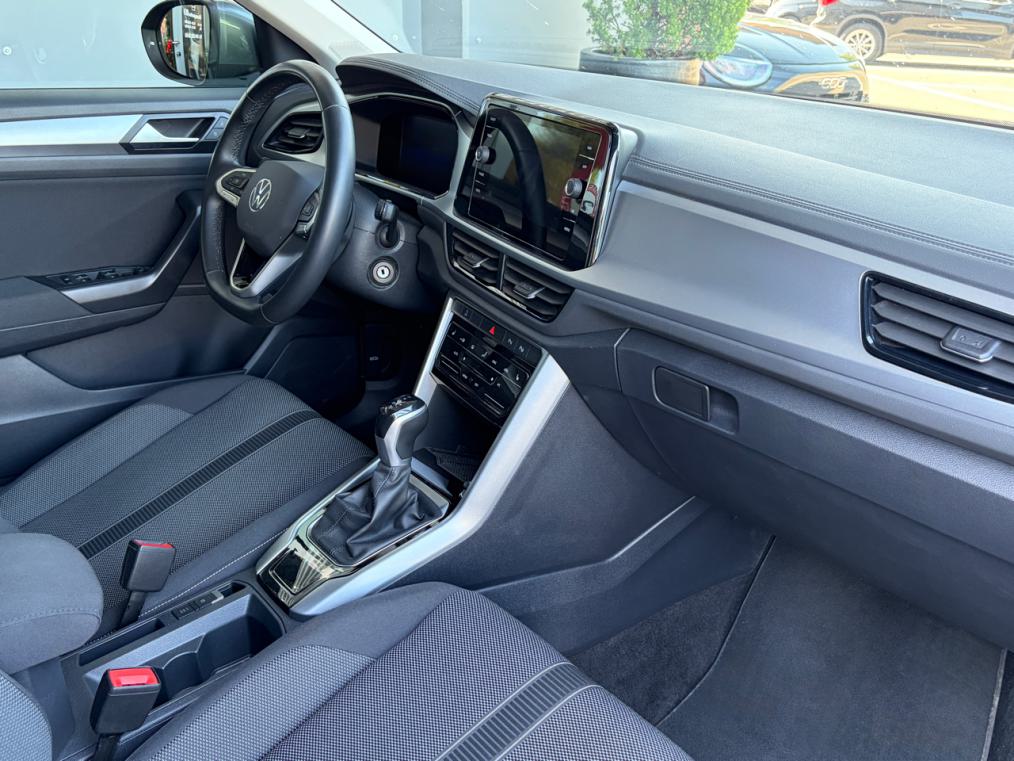 VW T-Roc 1.5 TSi EVO Life-image-7