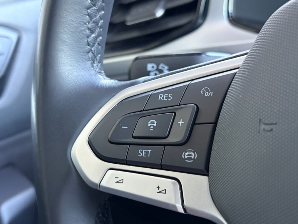 VW T-Roc 1.5 TSi EVO Life-image-4