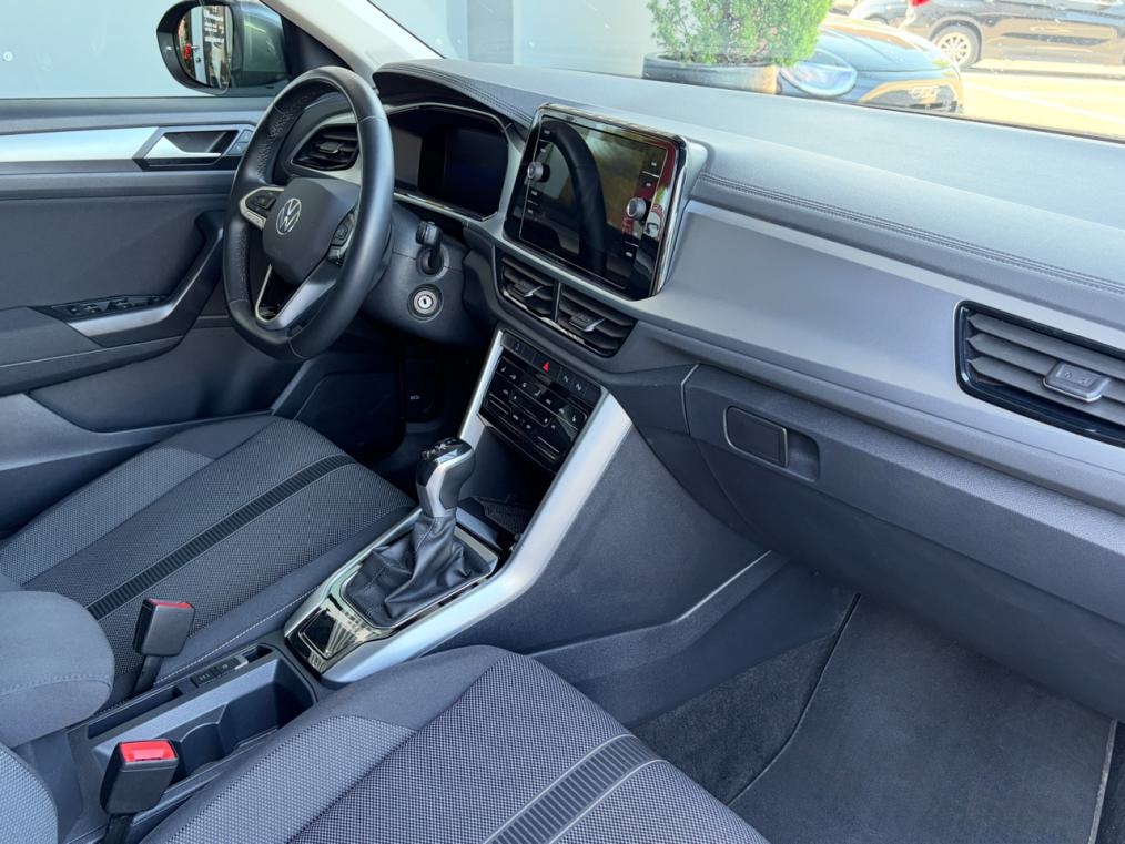 VW T-Roc 1.5 TSi EVO Life-image-7