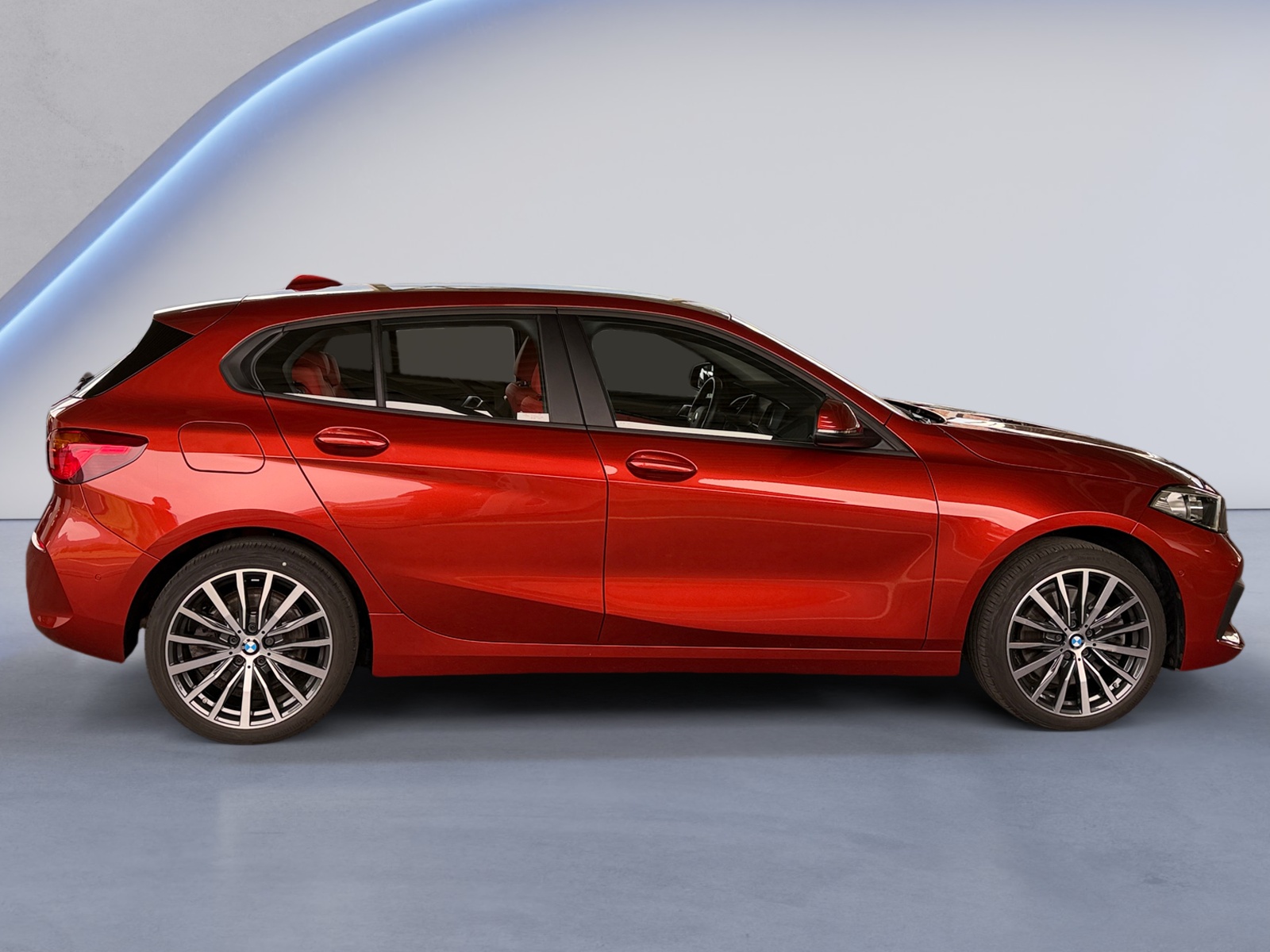 BMW 120i-image-5