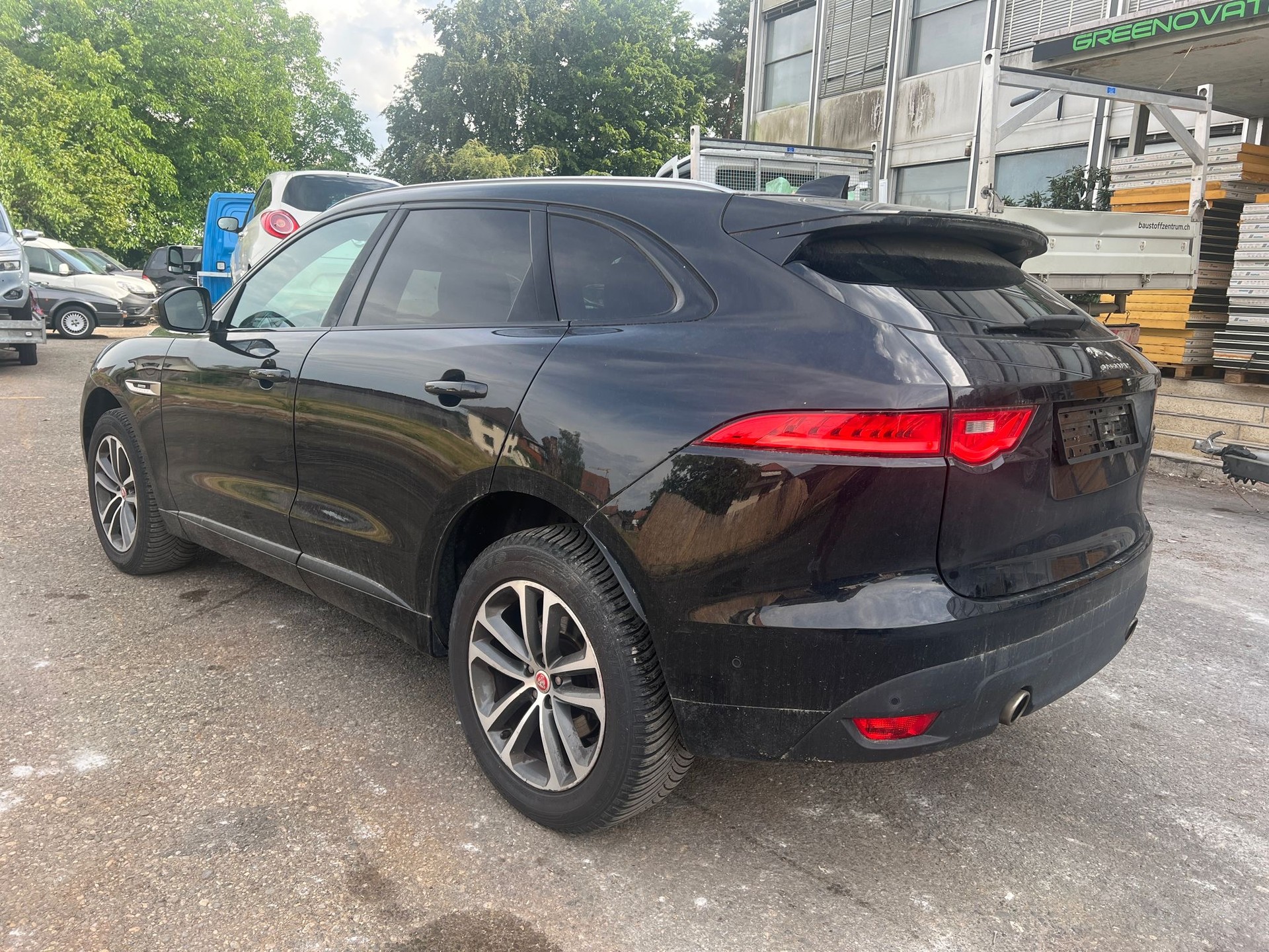 JAGUAR F-Pace 3.0 TD Prestige AWD Automatik-image-6