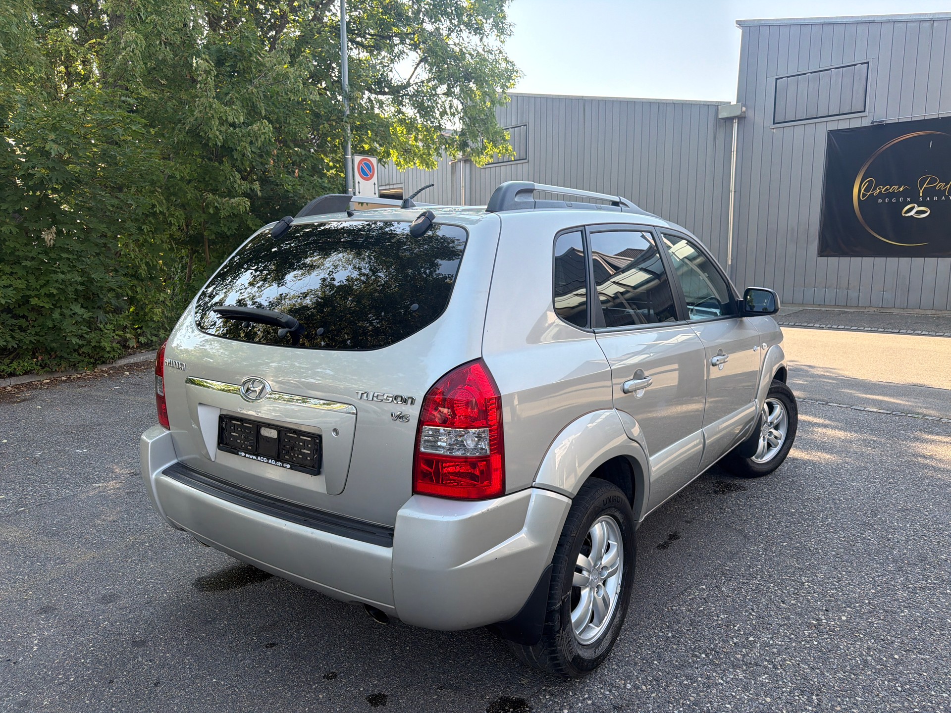 HYUNDAI Tucson 2.7 V6 Premium 4WD ** Voll-Leder ** Klima-auto ** Tempomat ** Sitzheizung ** Frisch Ab MFK-image-4