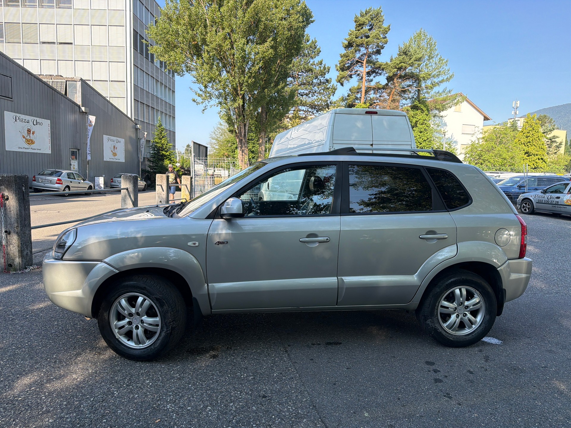 HYUNDAI Tucson 2.7 V6 Premium 4WD ** Voll-Leder ** Klima-auto ** Tempomat ** Sitzheizung ** Frisch Ab MFK-image-8
