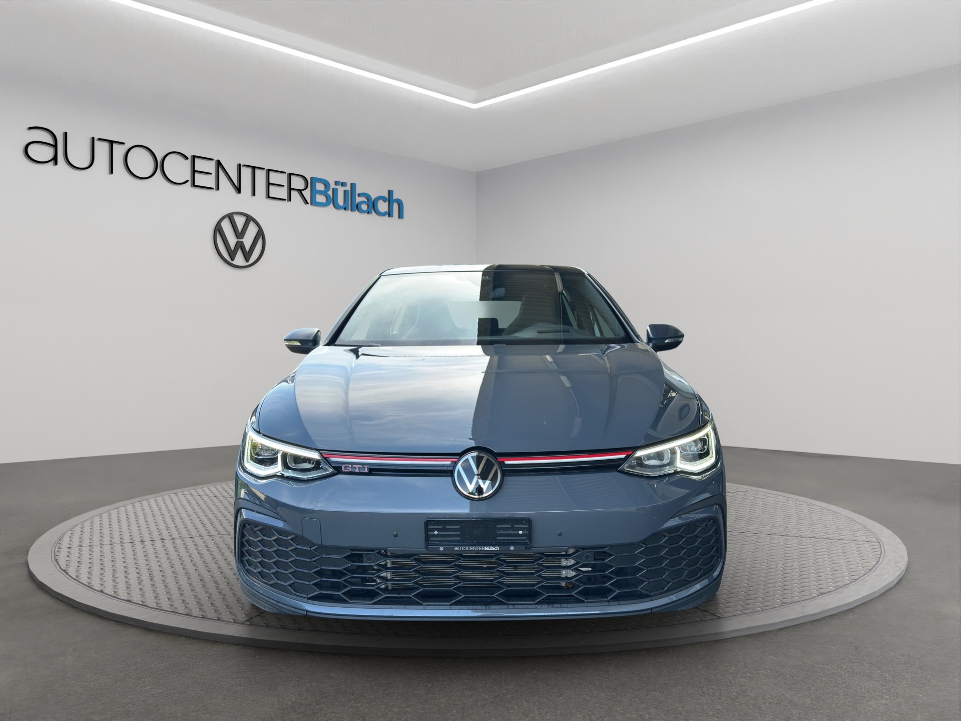 VW Golf 2.0 TSI GTI DSG-image-1