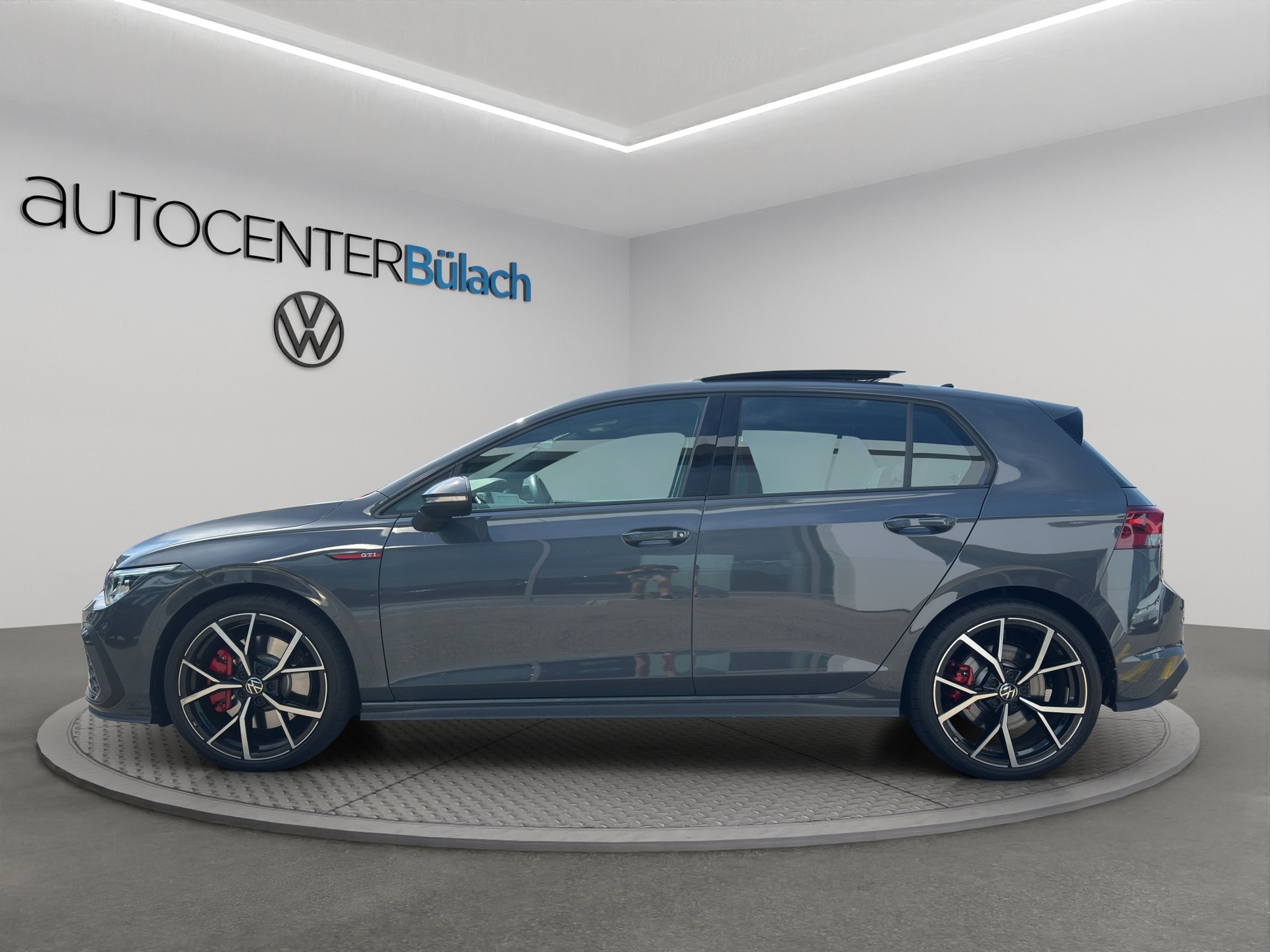 VW Golf 2.0 TSI GTI DSG-image-7