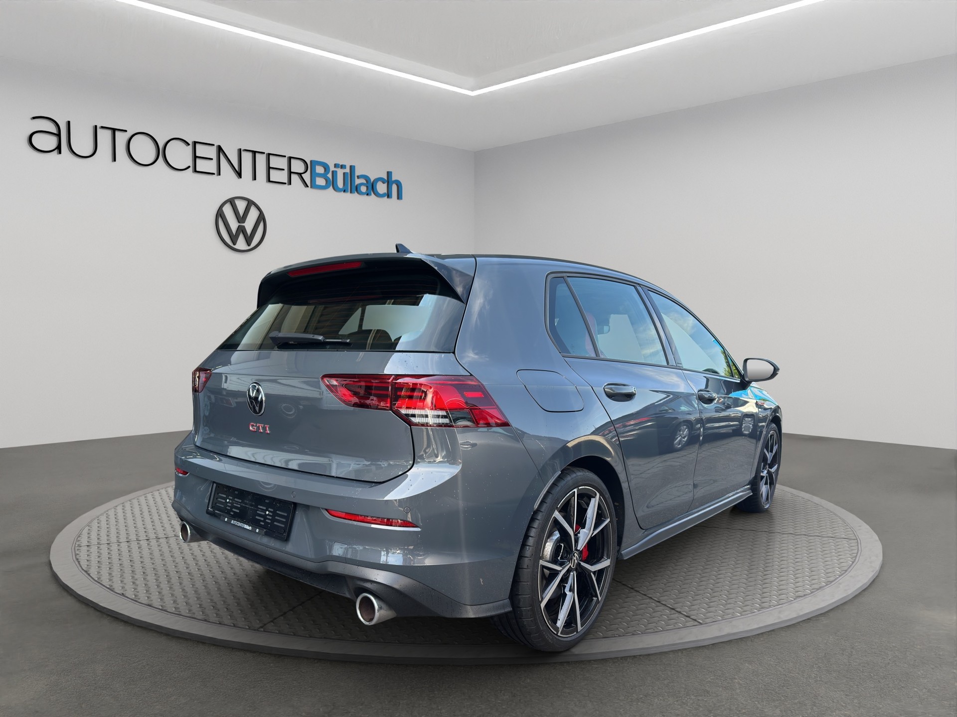 VW Golf 2.0 TSI GTI DSG-image-4