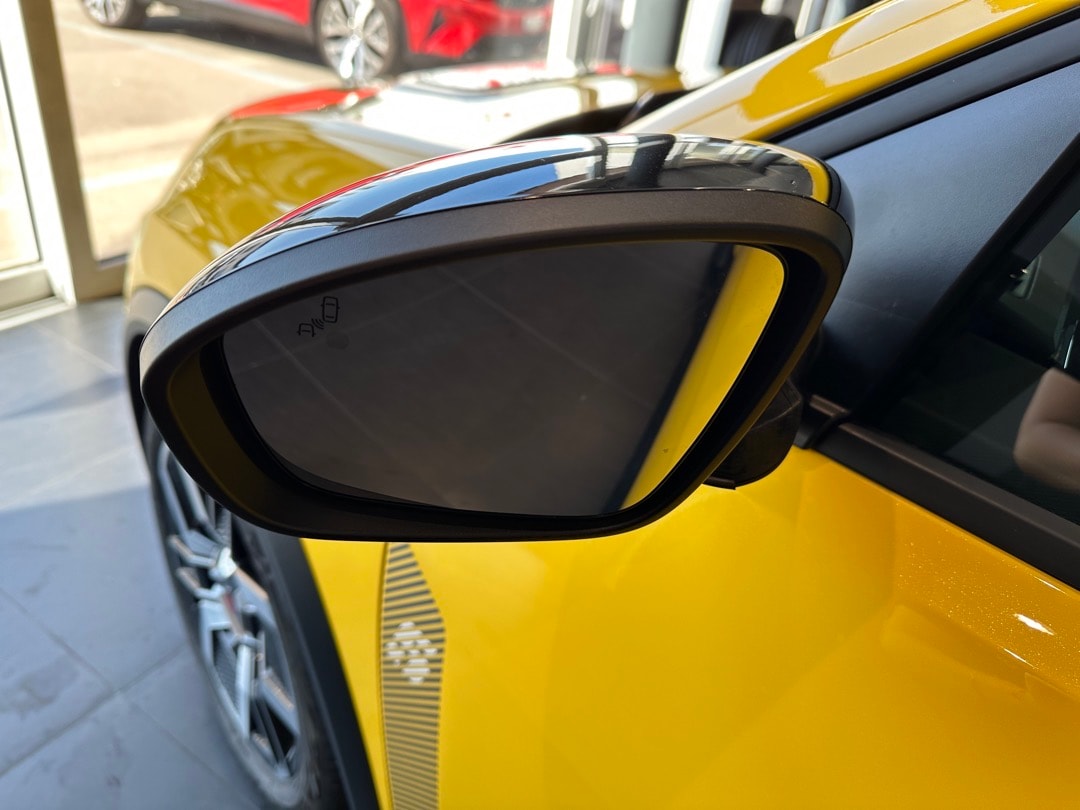 RENAULT R5 E-Tech Comfort Range 52 kWh Techno-image-3