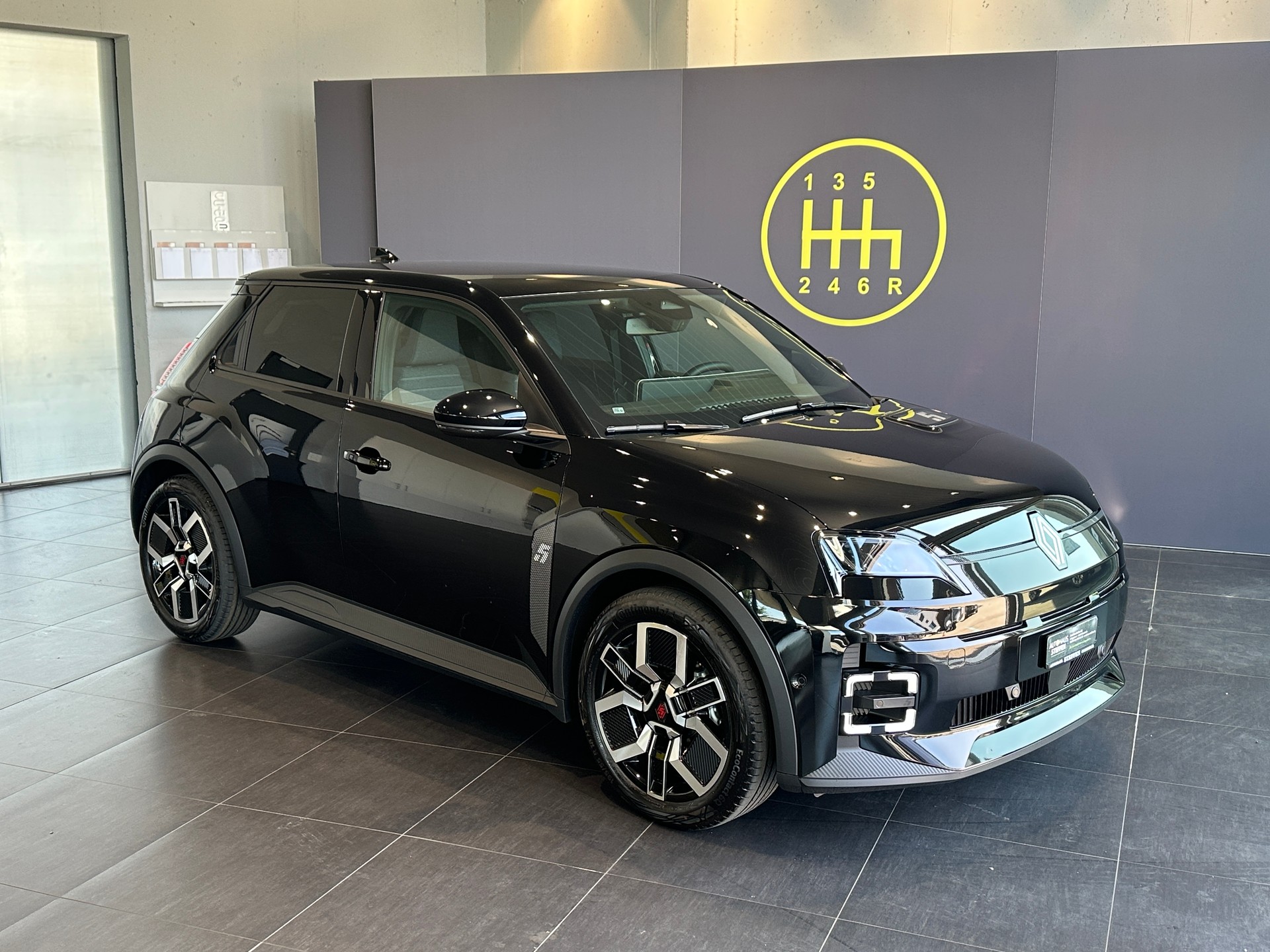 RENAULT R5 E-Tech Comfort Range 52 kWh Techno