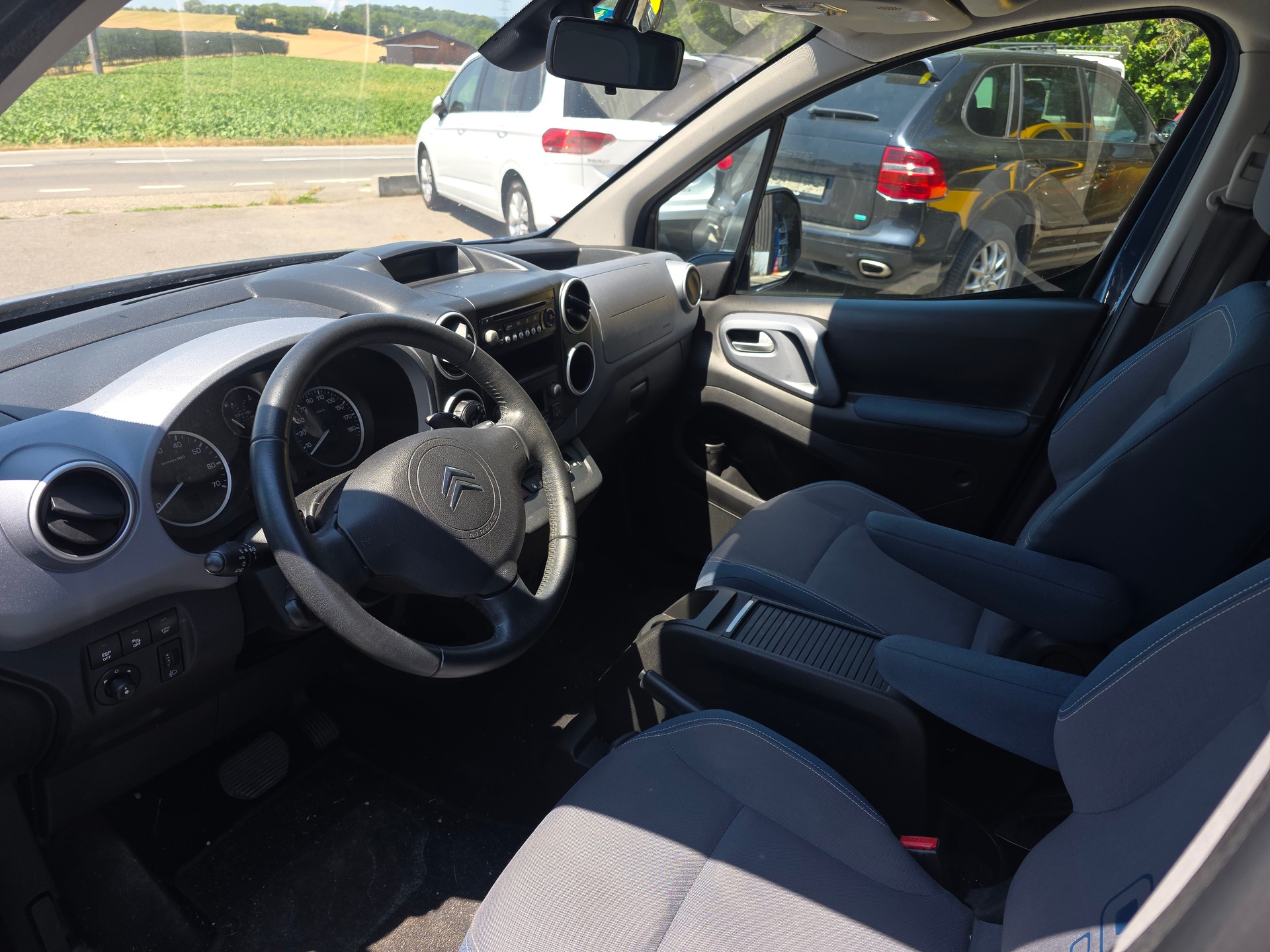 CITROEN Berlingo 1.6 e-HDi Multispace BMP6-image-5