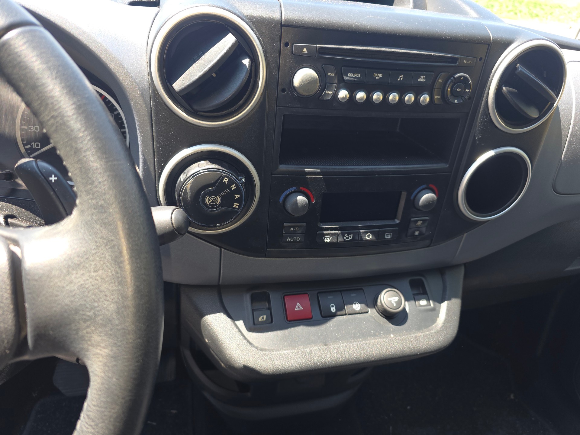 CITROEN Berlingo 1.6 e-HDi Multispace BMP6-image-2