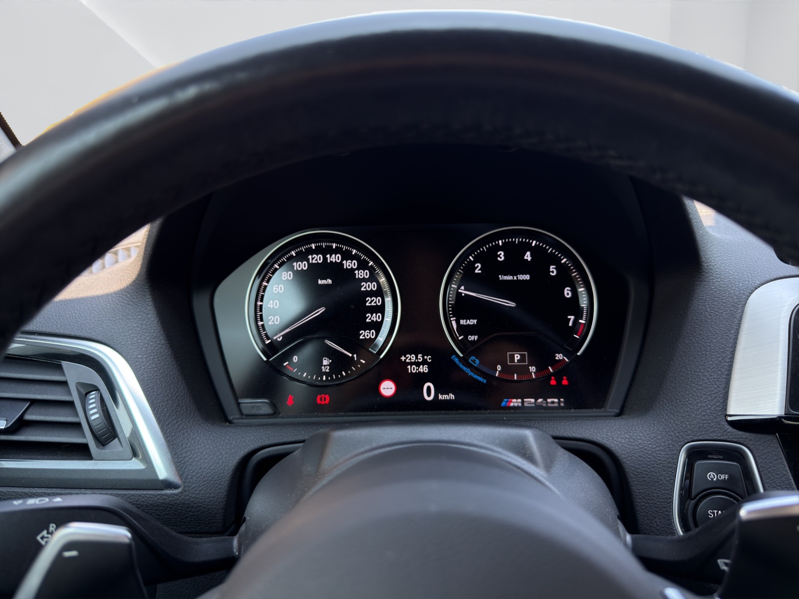 BMW M240i xDrive SAG Cabrio-image-18
