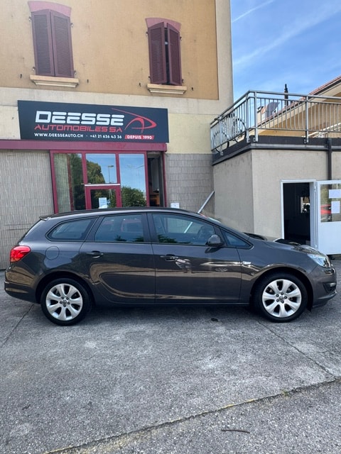 OPEL Astra SportsTourer 1.4i 16V Turbo Automatic-image-5