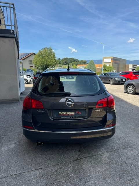 OPEL Astra SportsTourer 1.4i 16V Turbo Automatic-image-7