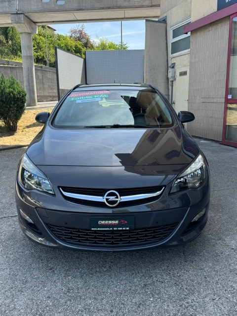 OPEL Astra SportsTourer 1.4i 16V Turbo Automatic-image-2
