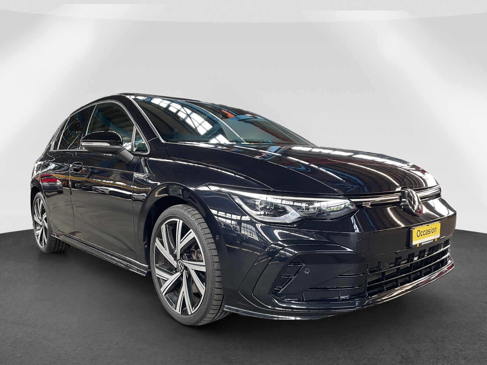 VW Golf VIII 2.0 TDI R-Line DSG 4motion