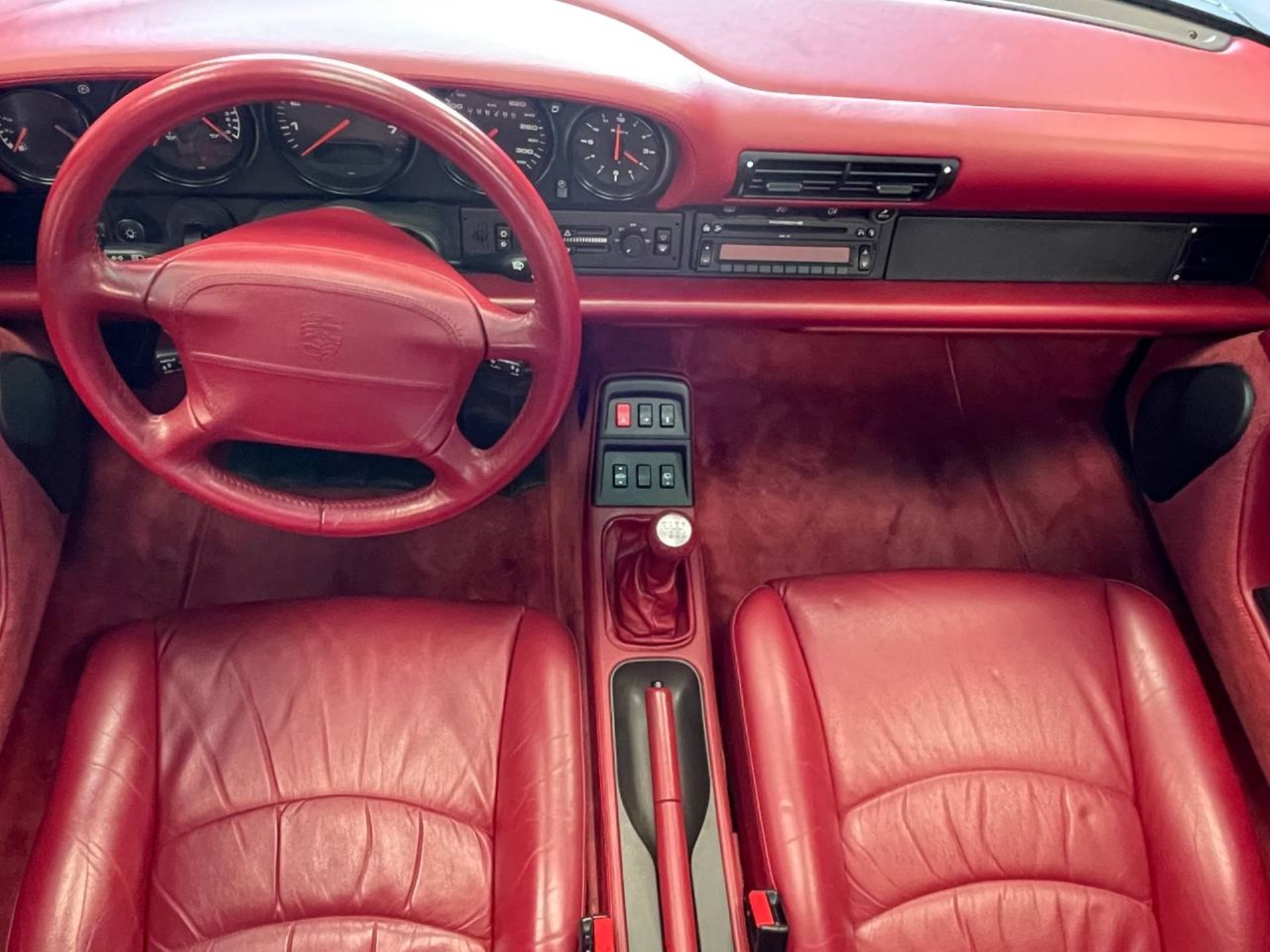 PORSCHE 911 Turbo-image-4