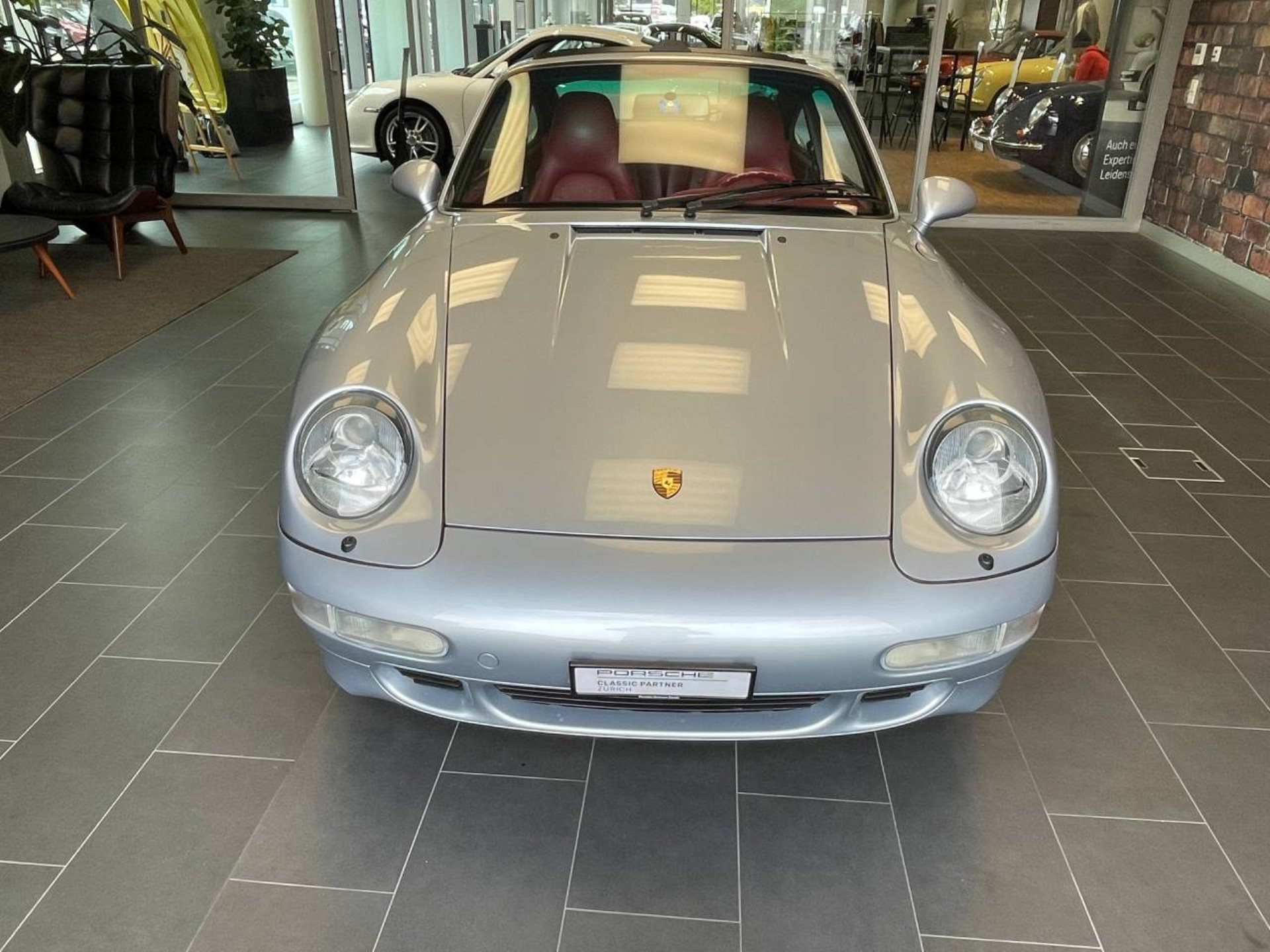 PORSCHE 911 Turbo-image-10
