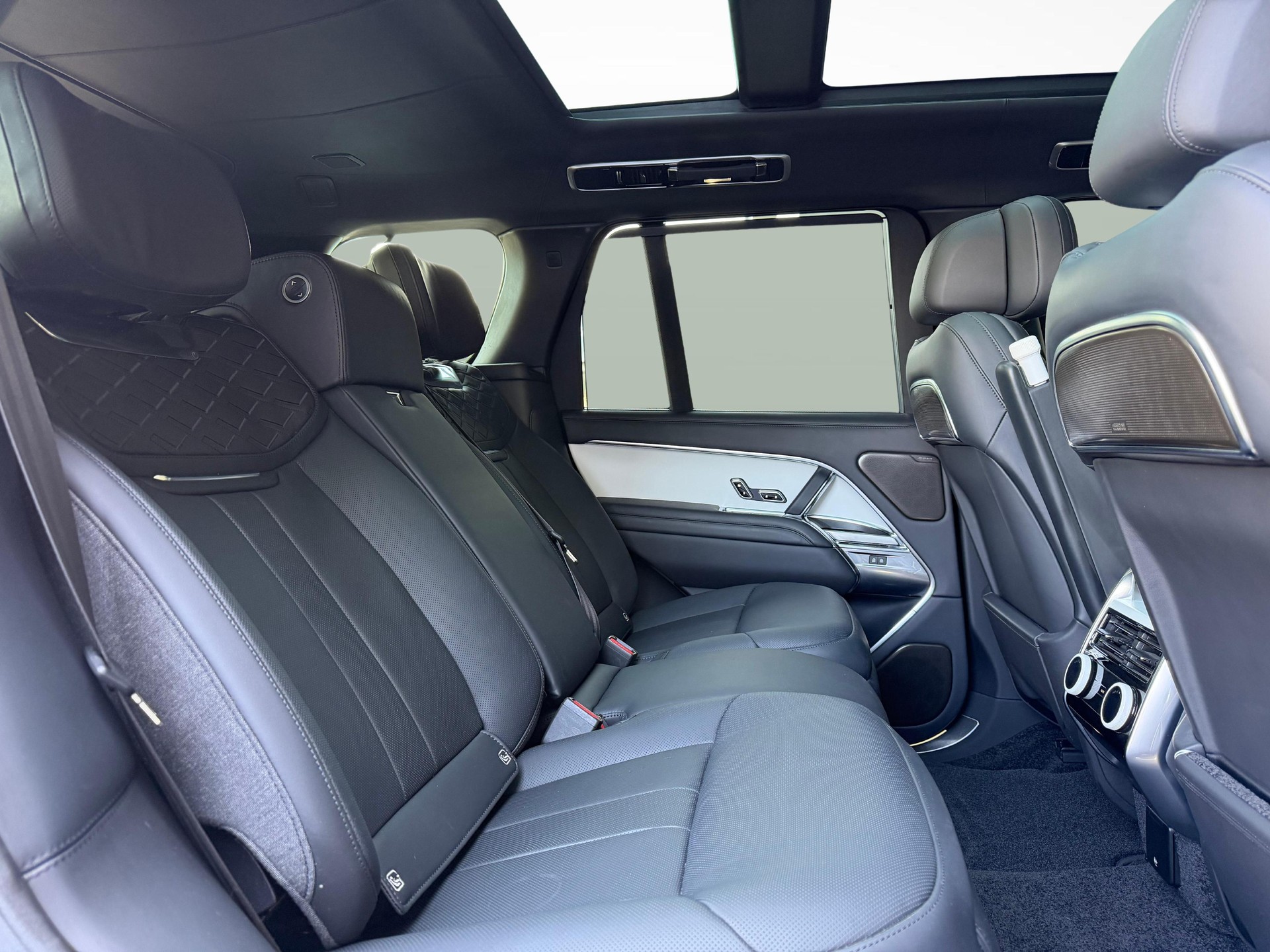 LAND ROVER Range Rover 3.0 Si6 P510e SV-image-13