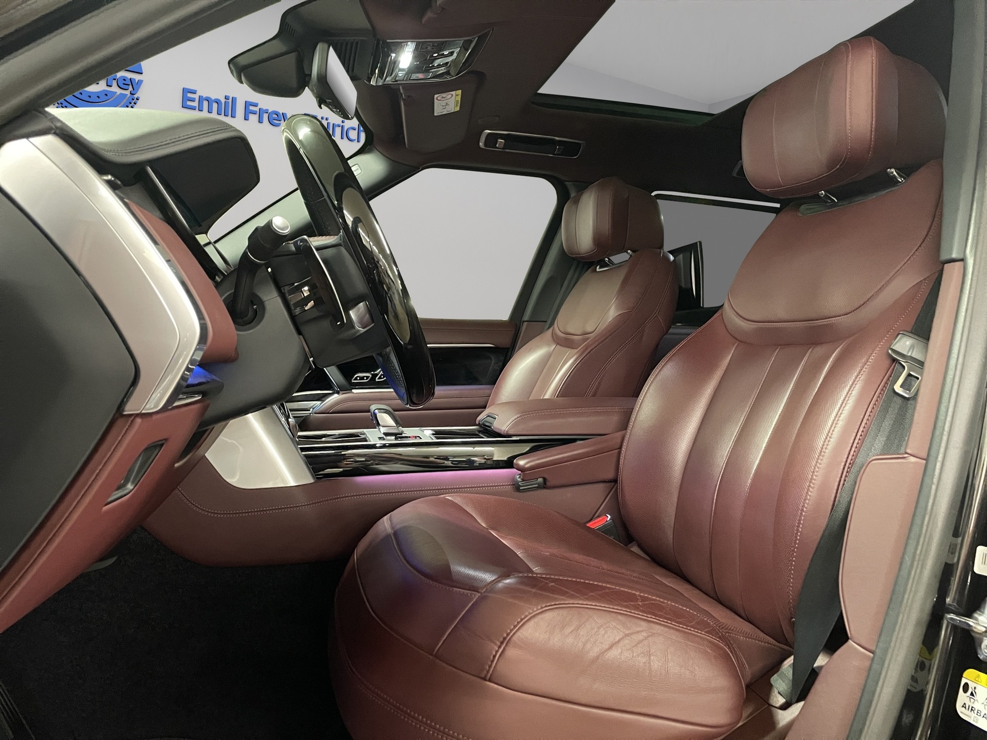 LAND ROVER Range Rover 3.0 D I6 350 Autobiography-image-9