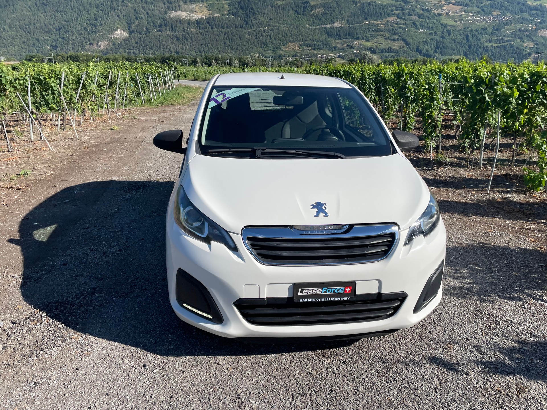 PEUGEOT 108 1.0 VTi Access-image-2