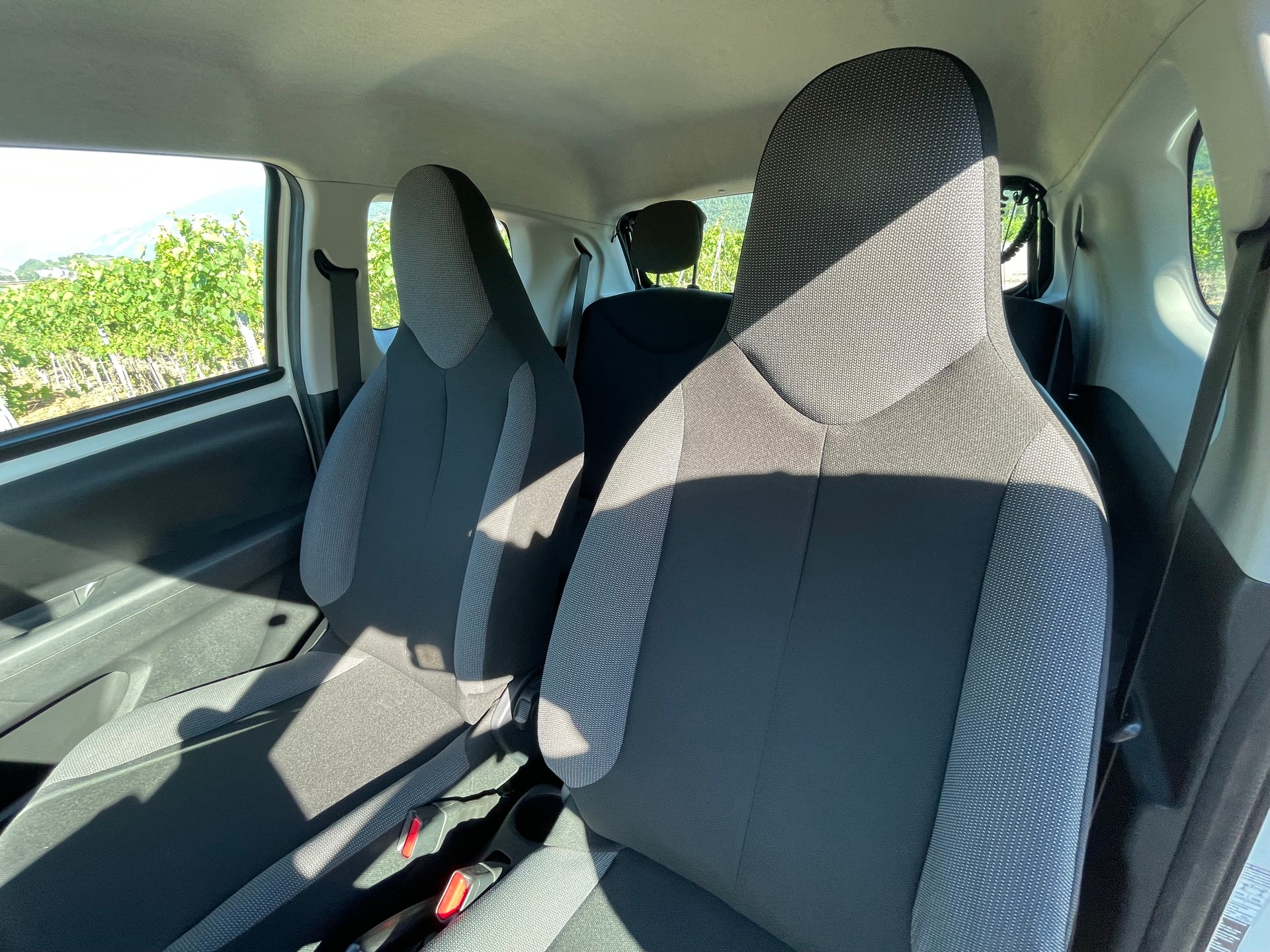 PEUGEOT 108 1.0 VTi Access-image-10