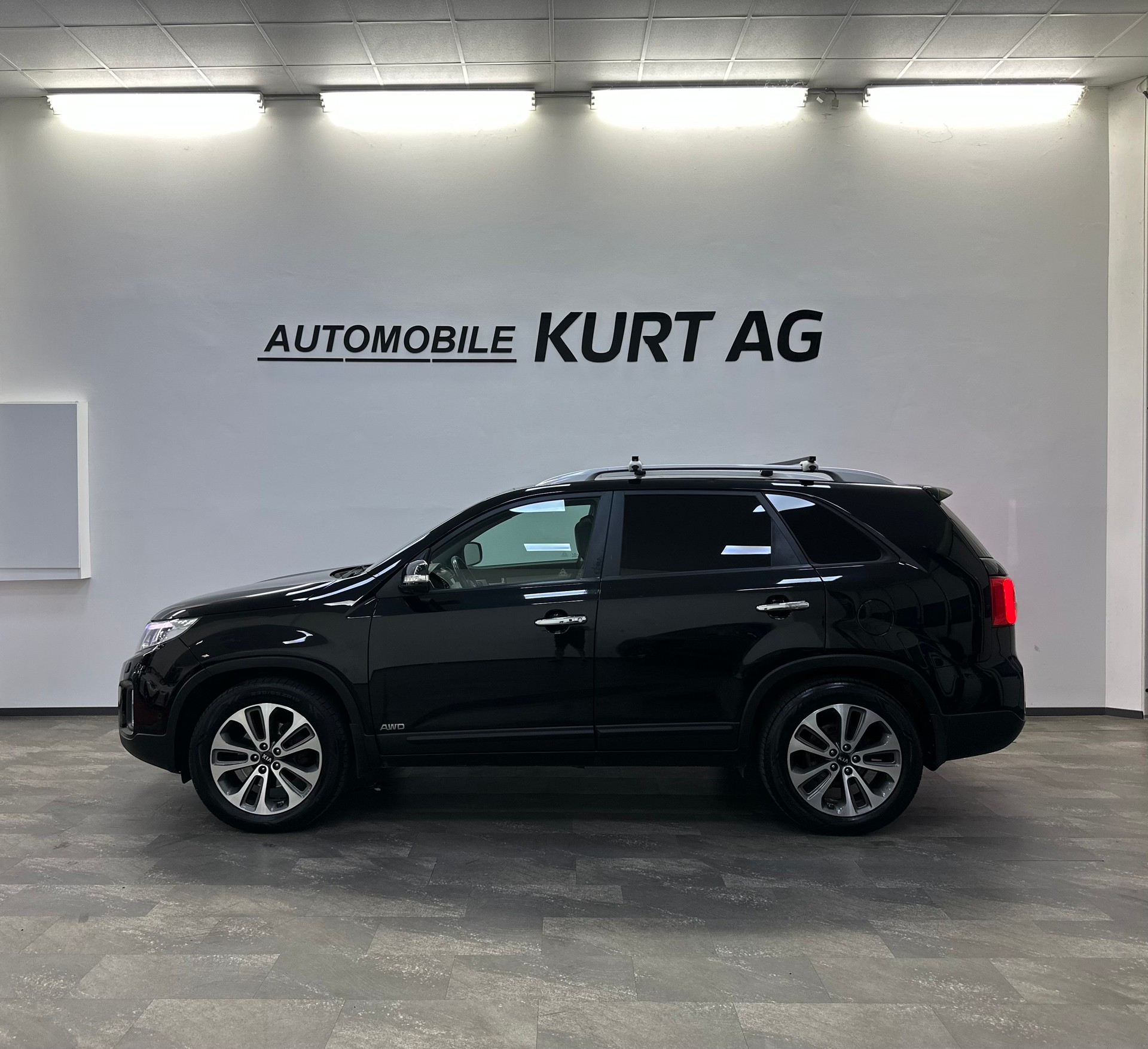 KIA Sorento 2.2 CRDI Style Automatic-image-2