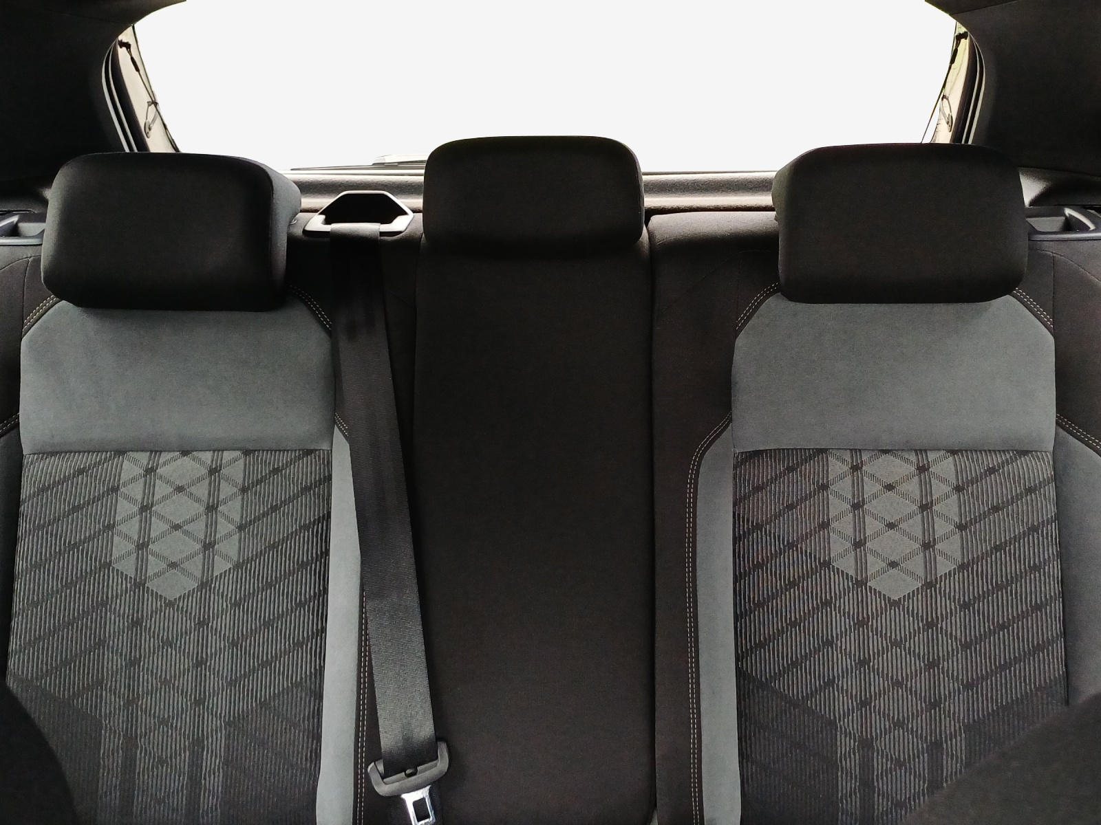 VW Polo 1.0 TSI R-Line DSG-image-11