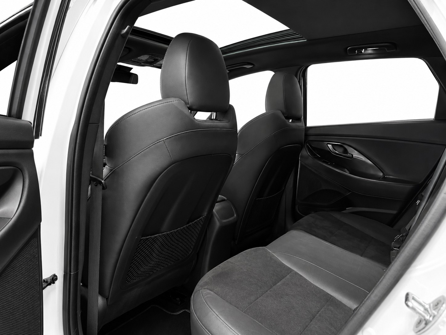 HYUNDAI i30 2.0 T-GDi N-image-12