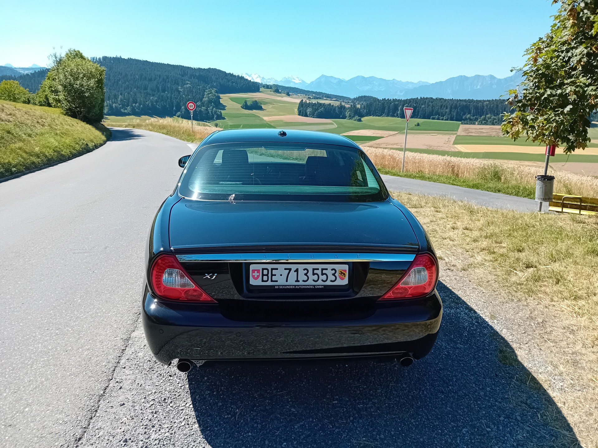 JAGUAR 3.5 V8 Executive LWB-image-3