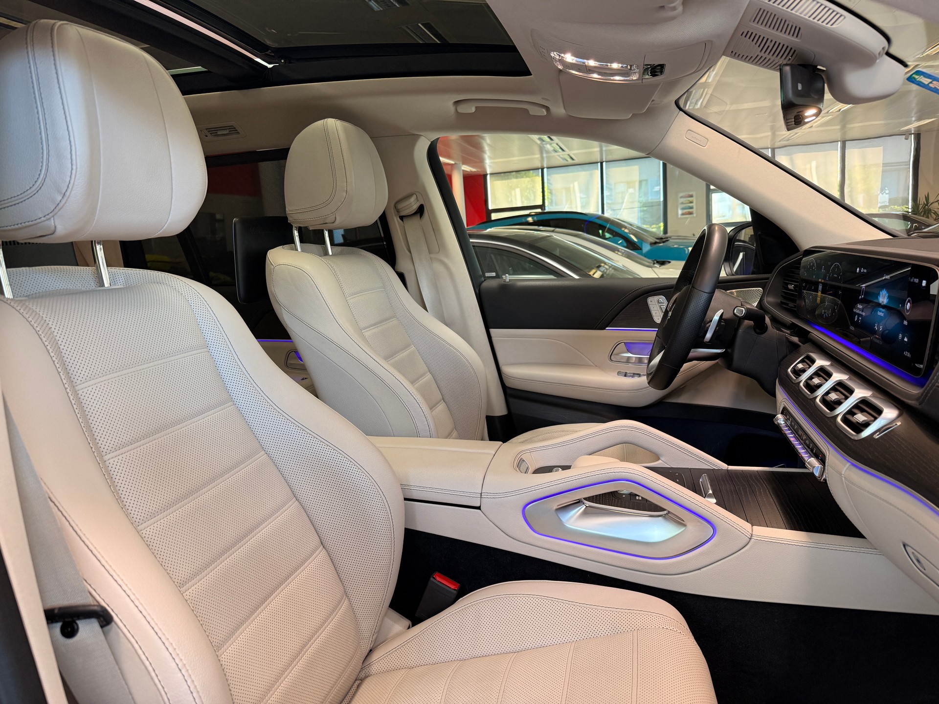MERCEDES-BENZ GLS 400 d AMG Line 4matic-image-9