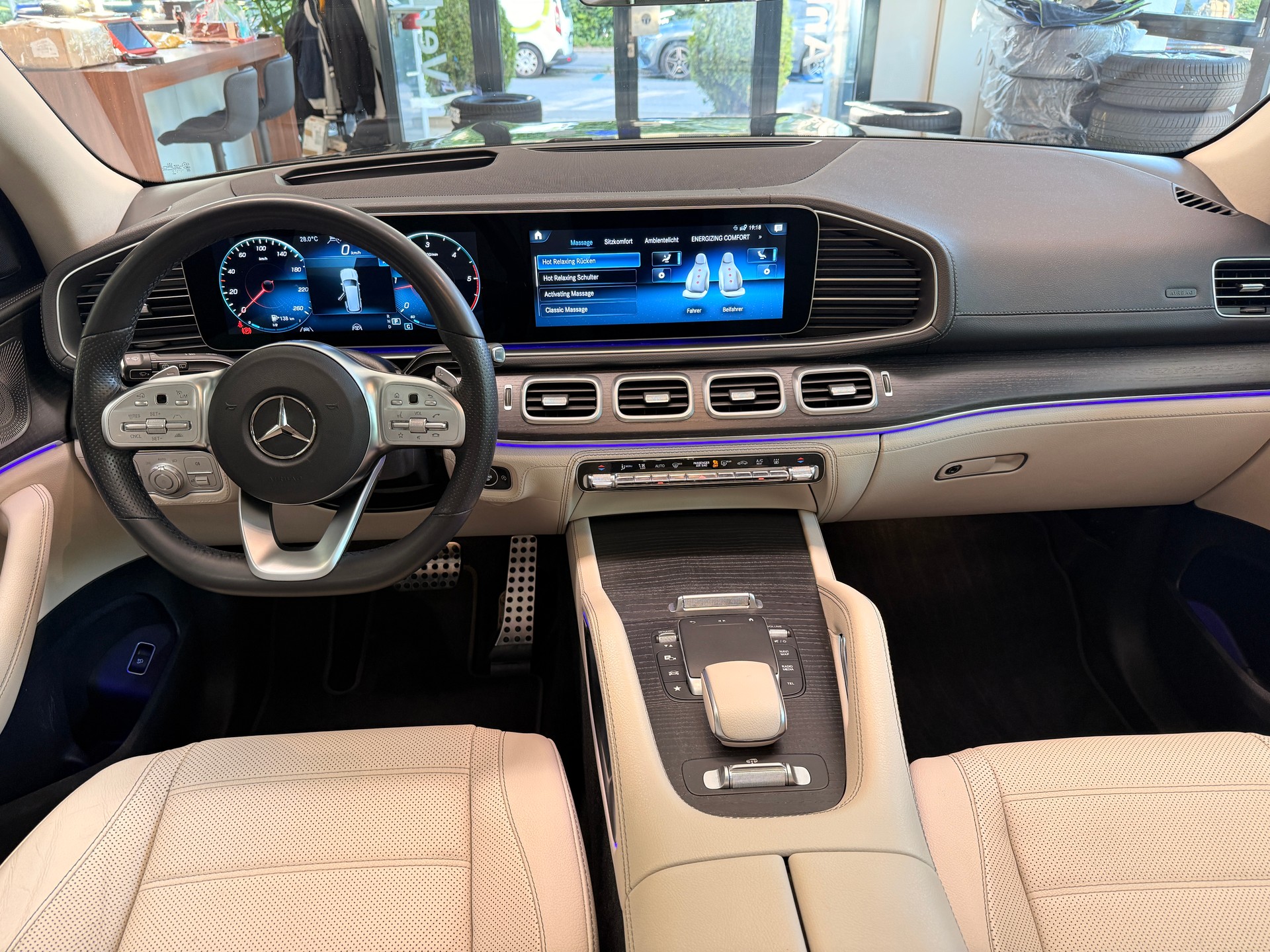 MERCEDES-BENZ GLS 400 d AMG Line 4matic-image-7