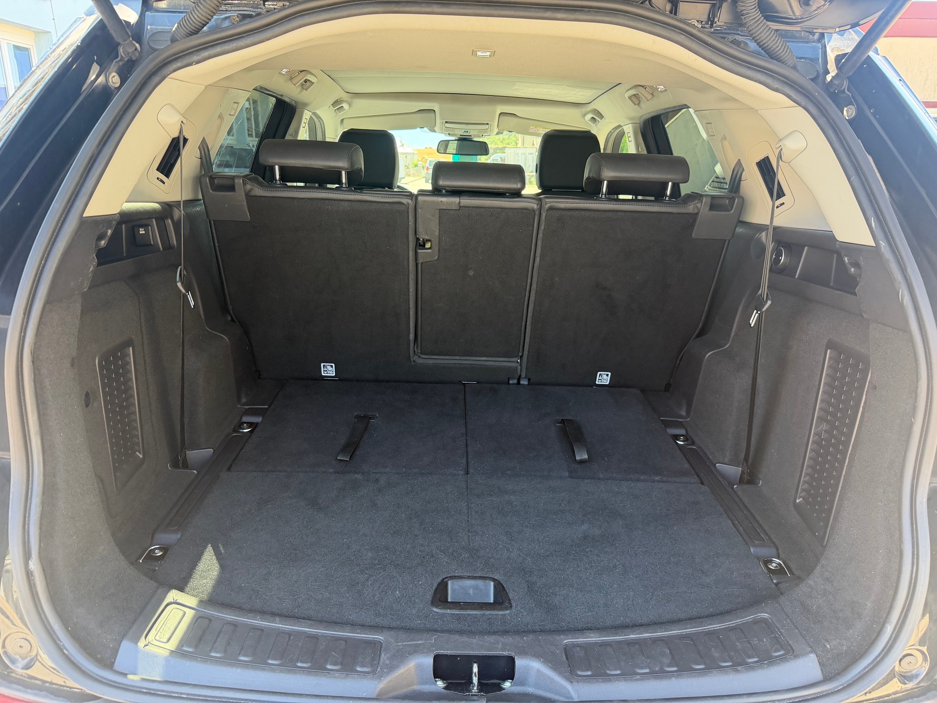 LAND ROVER Discovery Sport 2.0 Si4 HSE AT9-image-7