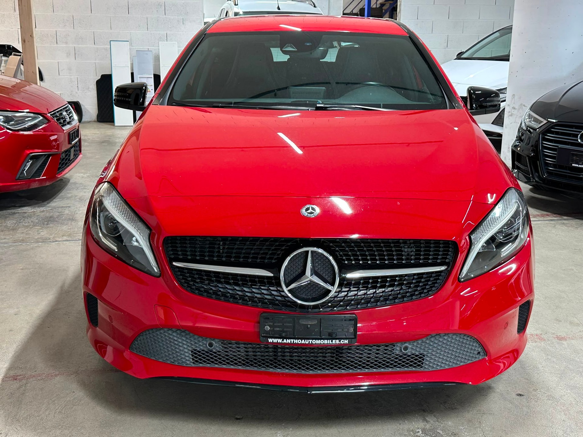 MERCEDES-BENZ A 200 Urban 7G-DCT-image-1