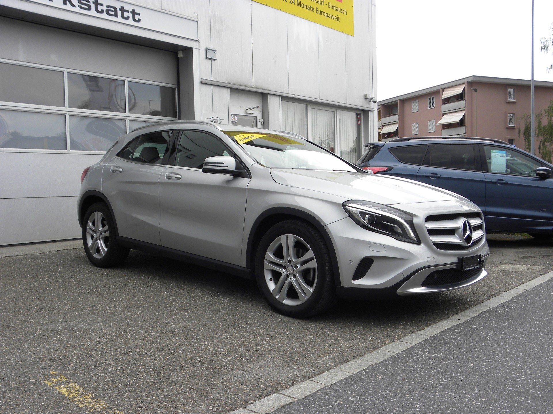 MERCEDES-BENZ GLA 200 CDI Urban 4Matic 7G-DCT-image-1