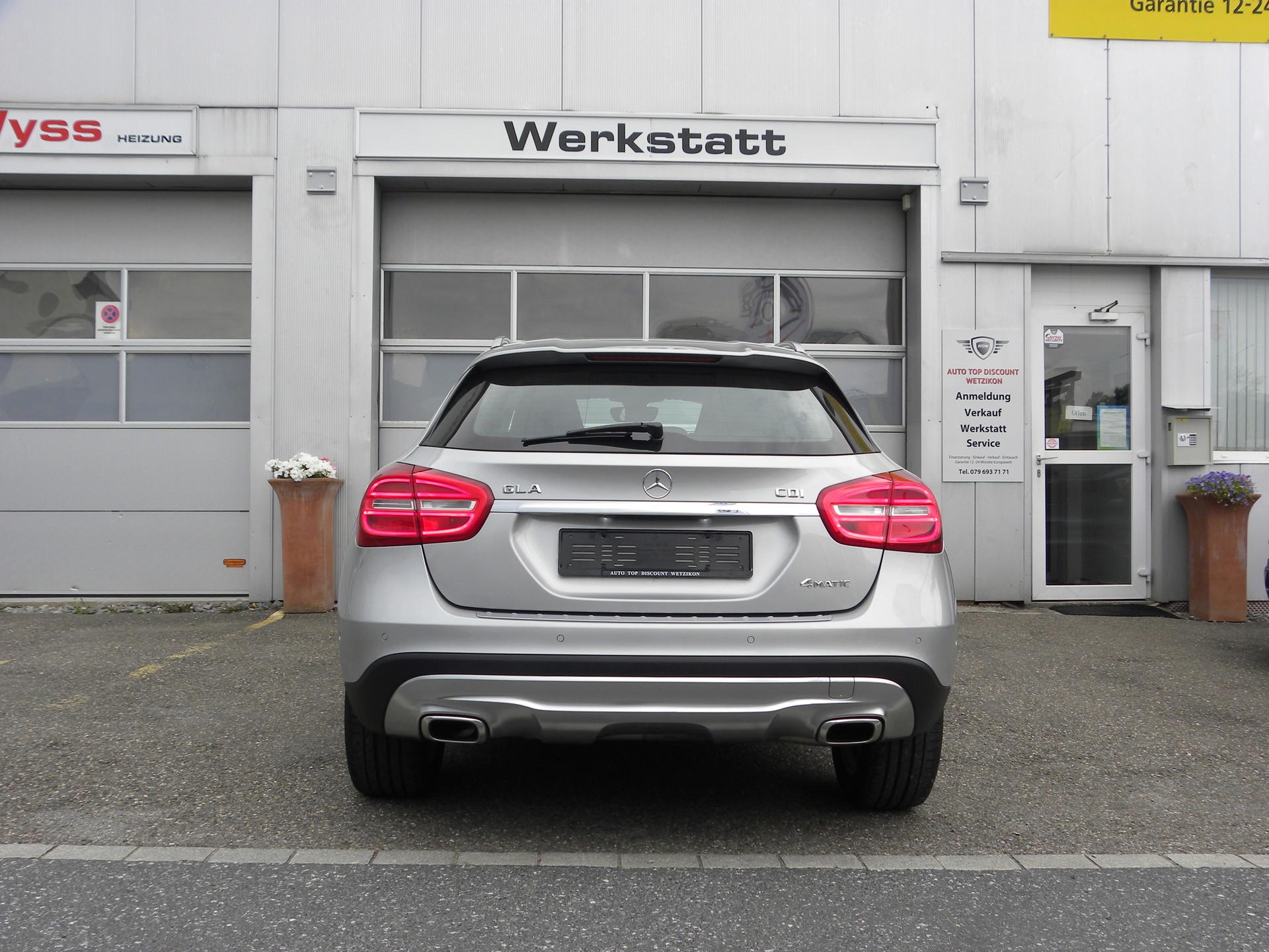 MERCEDES-BENZ GLA 200 CDI Urban 4Matic 7G-DCT-image-5