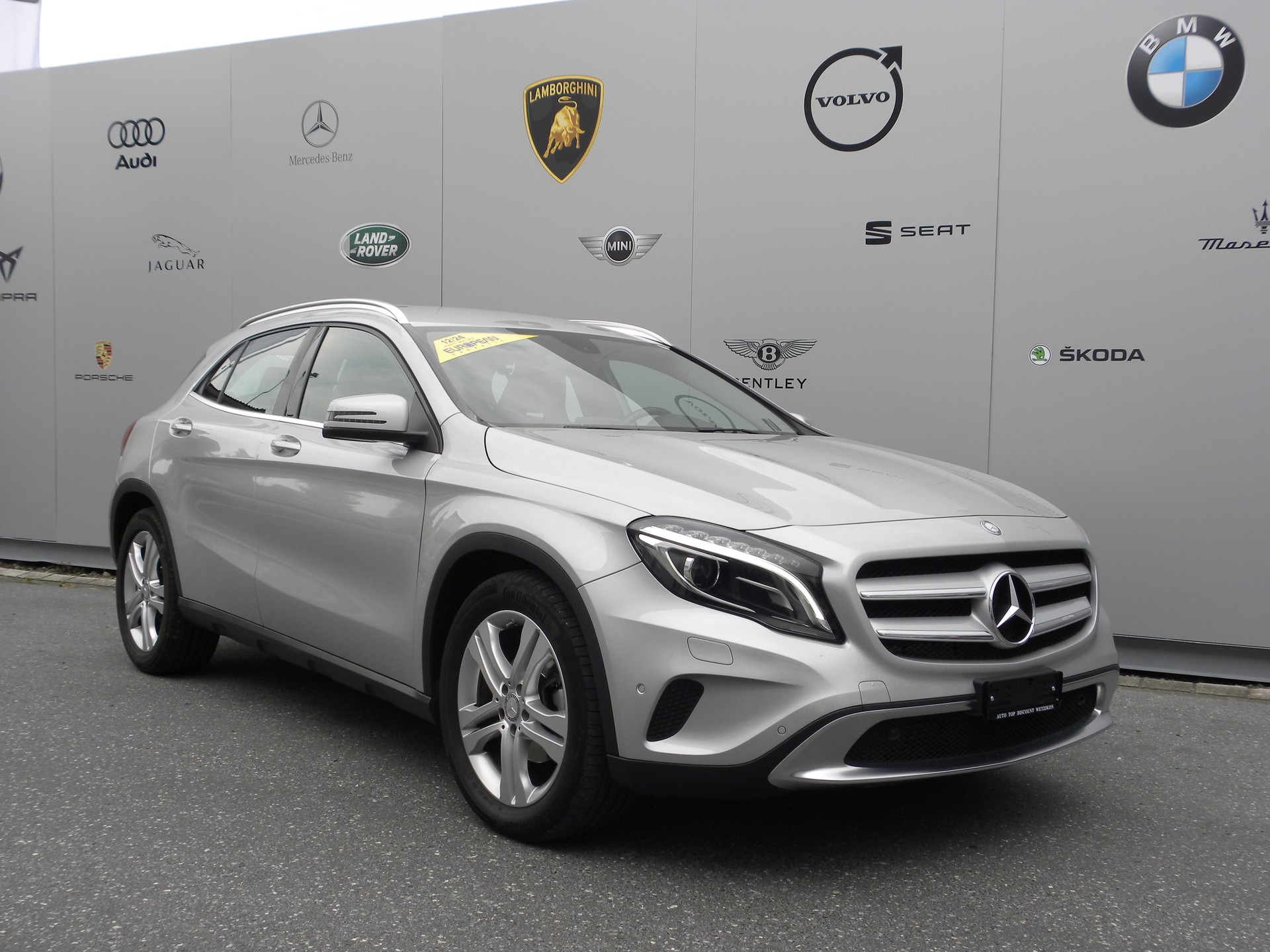 MERCEDES-BENZ GLA 200 CDI Urban 4Matic 7G-DCT-image-2