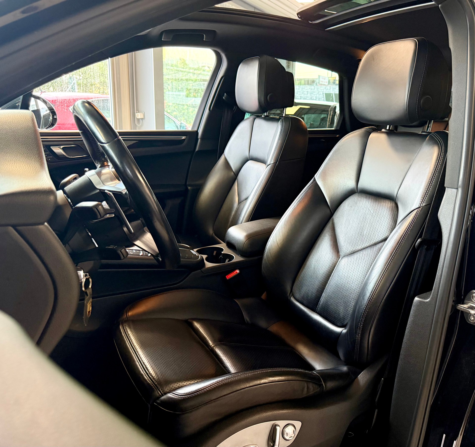 PORSCHE Macan S PDK-image-14