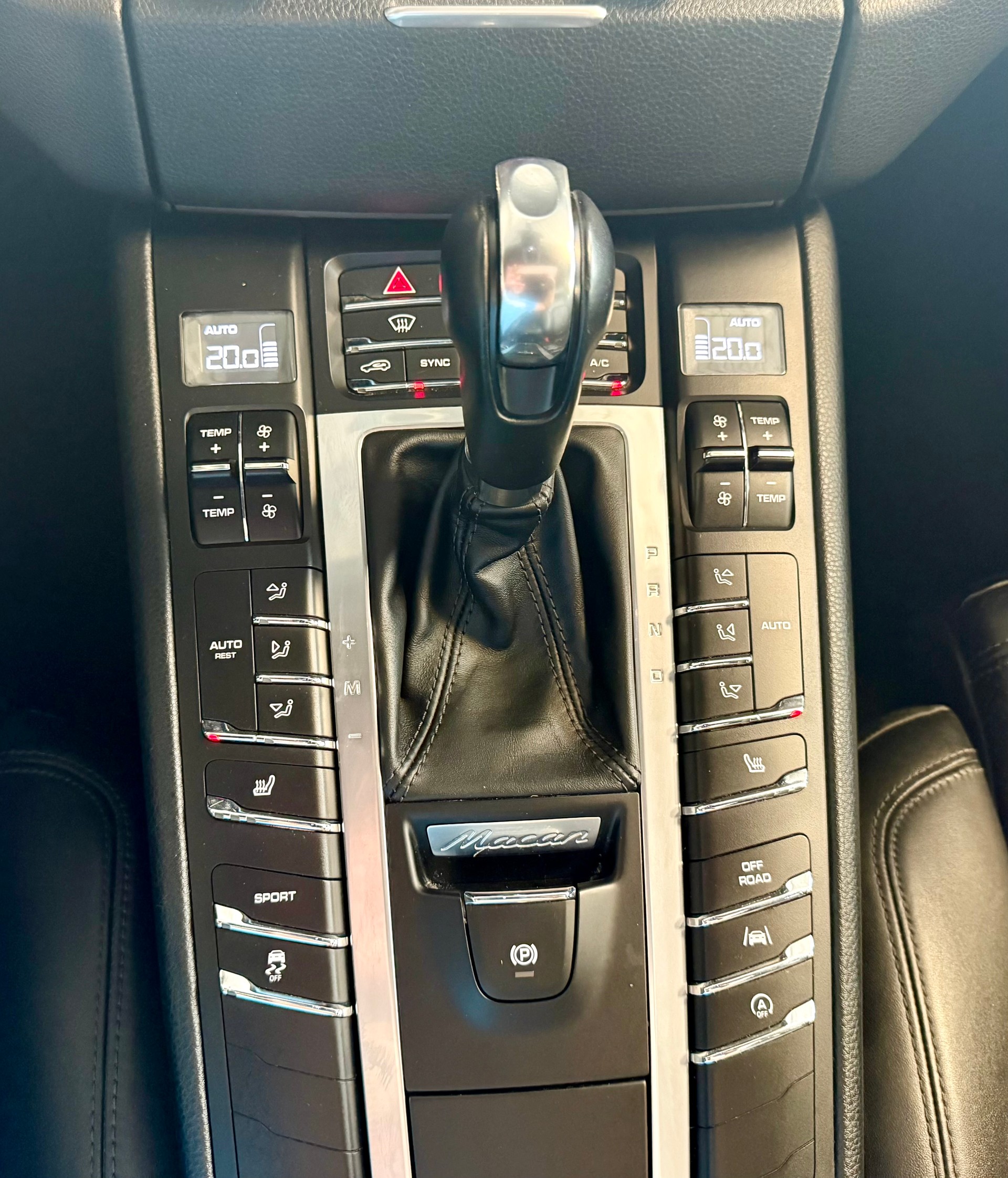 PORSCHE Macan S PDK-image-18