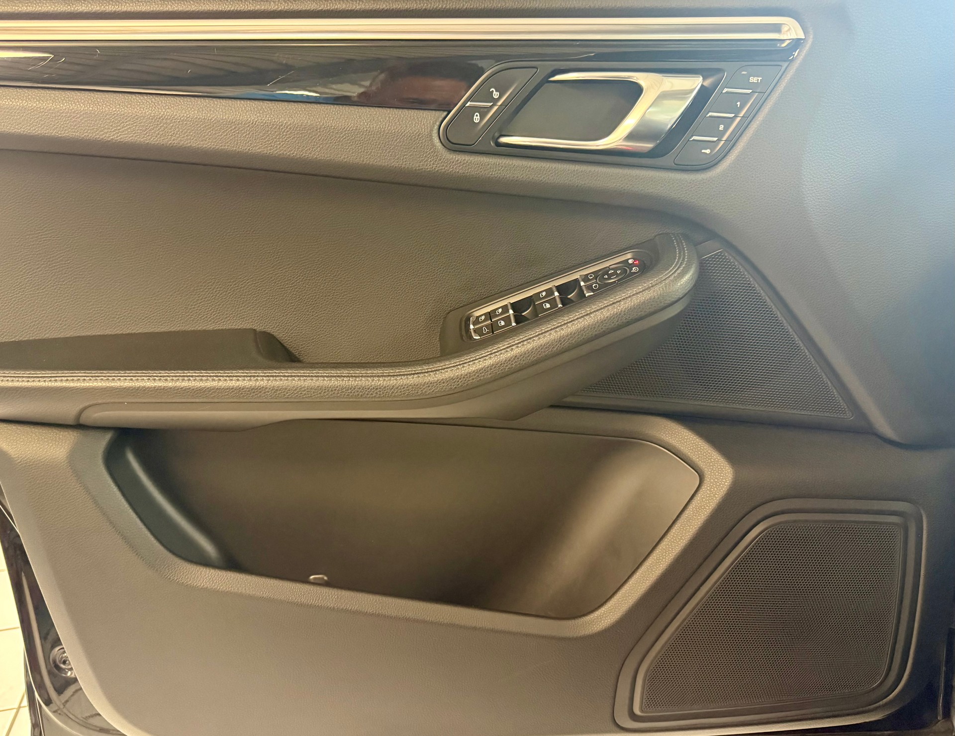 PORSCHE Macan S PDK-image-22