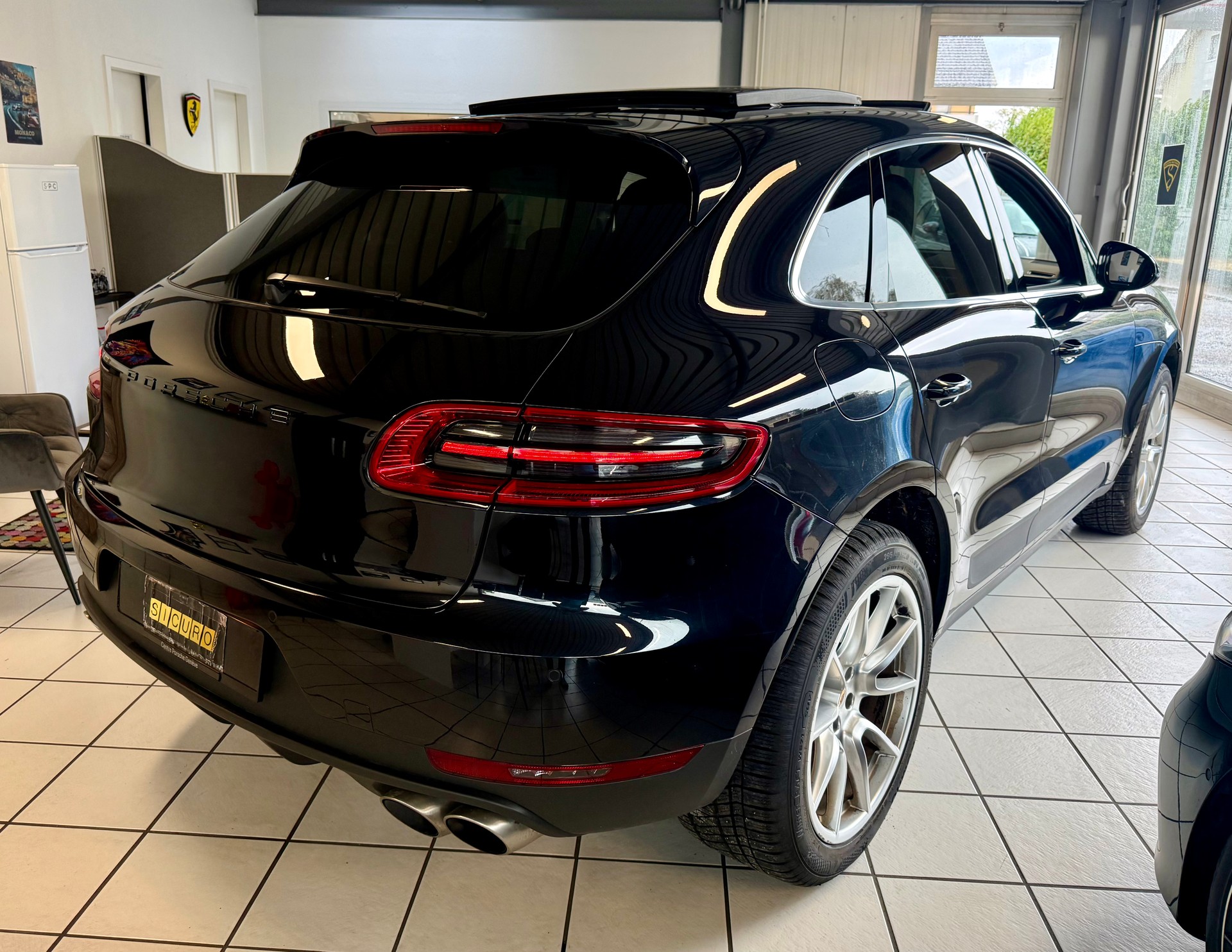 PORSCHE Macan S PDK-image-9