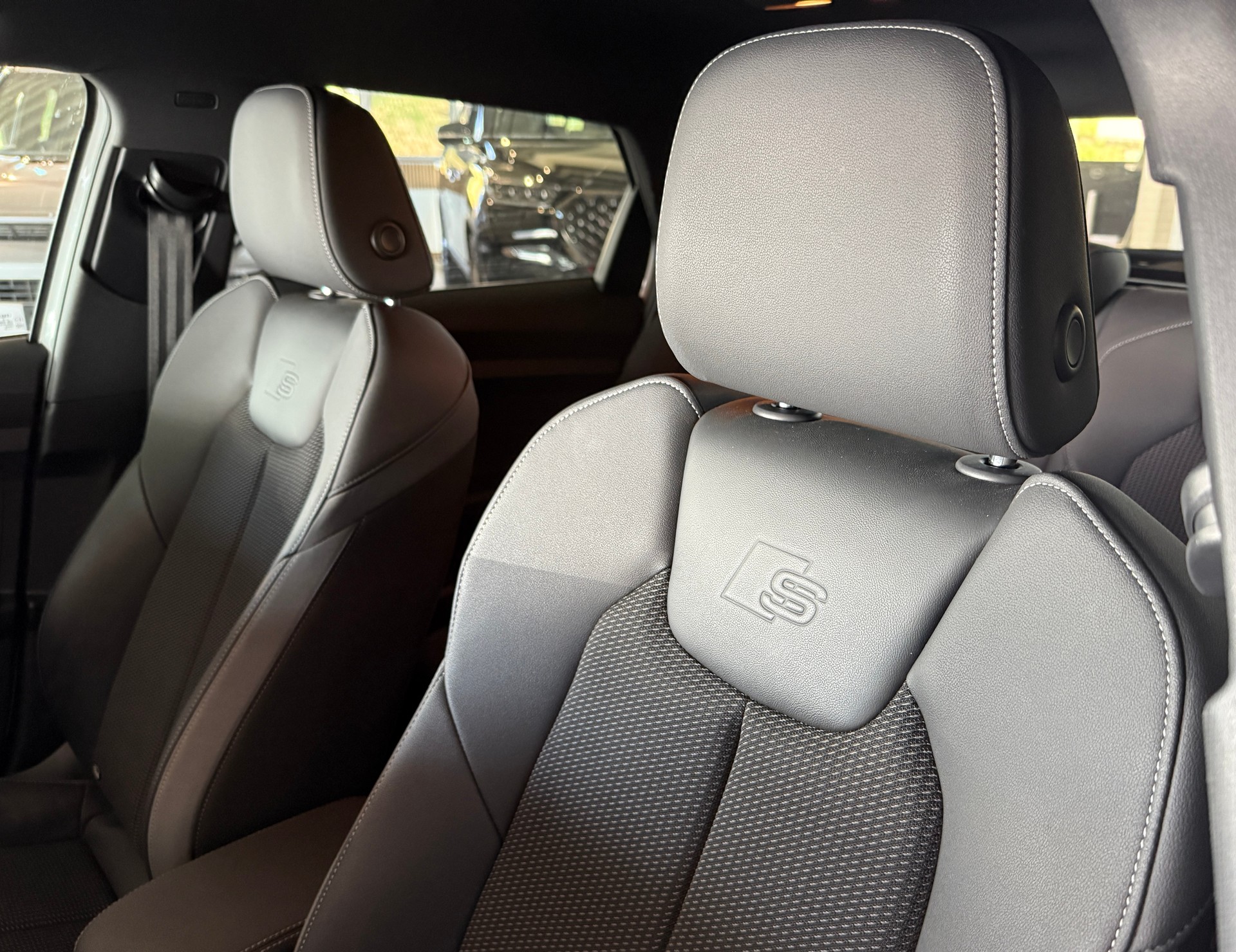 AUDI A1 Sportback 30 TFSI S Line S-tronic-image-17