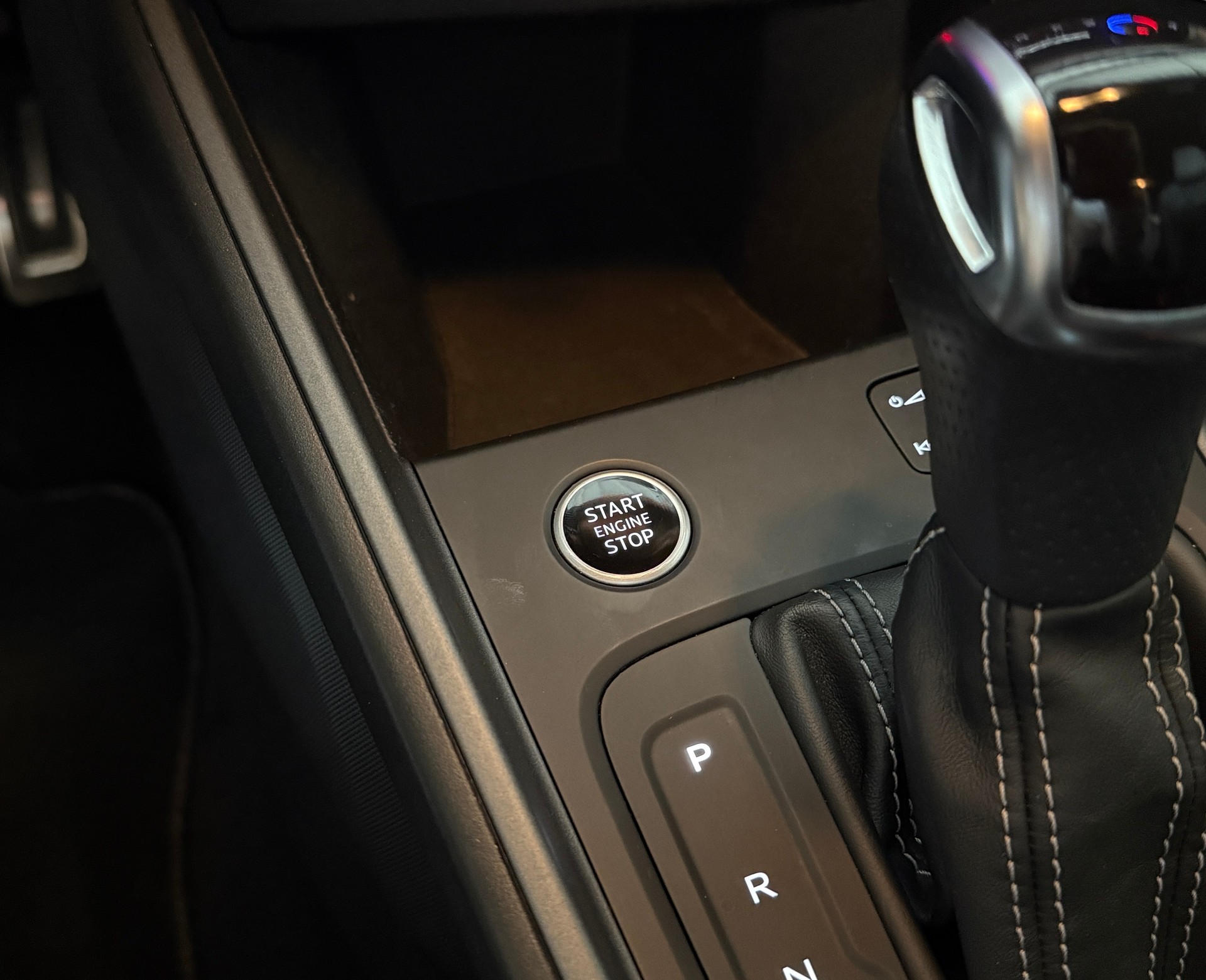 AUDI A1 Sportback 30 TFSI S Line S-tronic-image-12