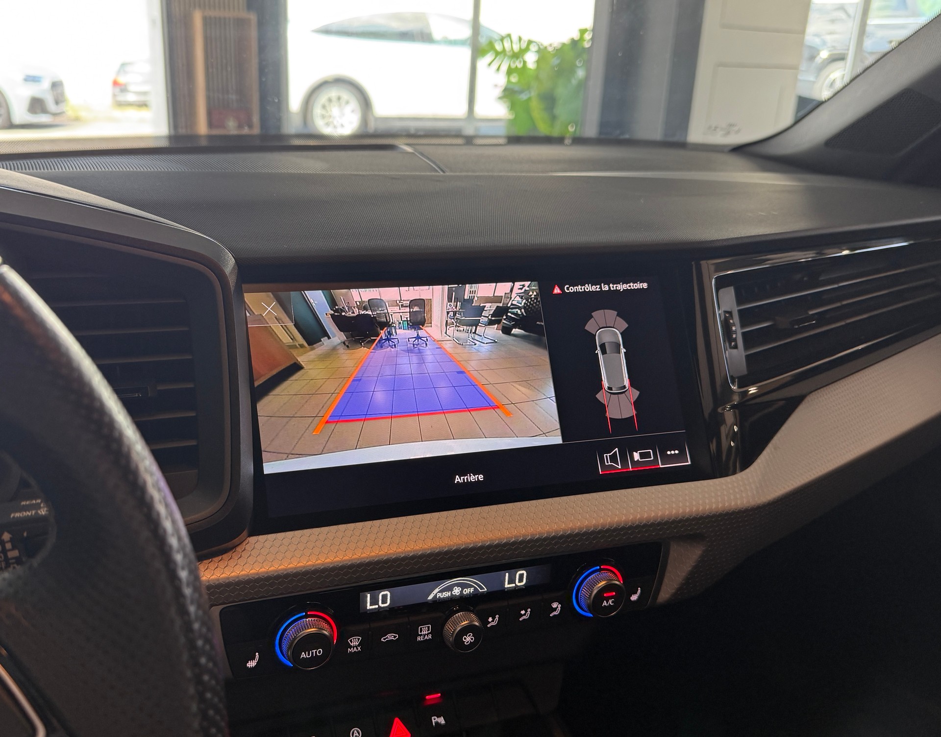 AUDI A1 Sportback 30 TFSI S Line S-tronic-image-10