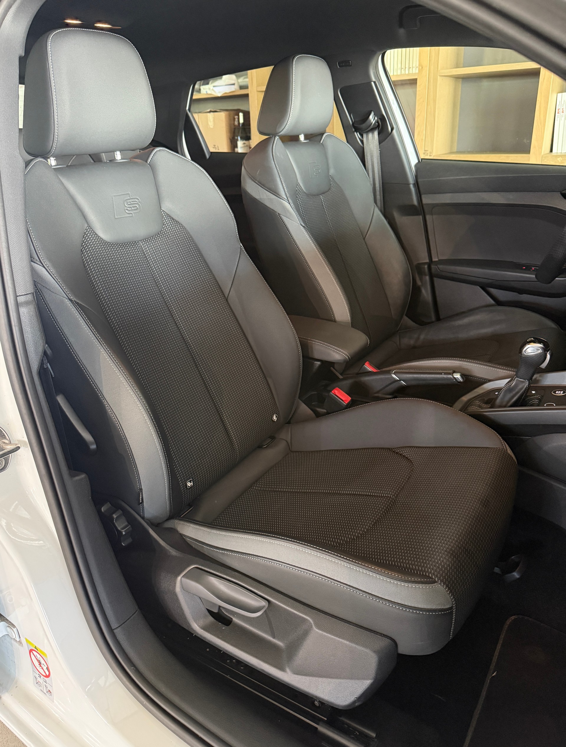AUDI A1 Sportback 30 TFSI S Line S-tronic-image-18
