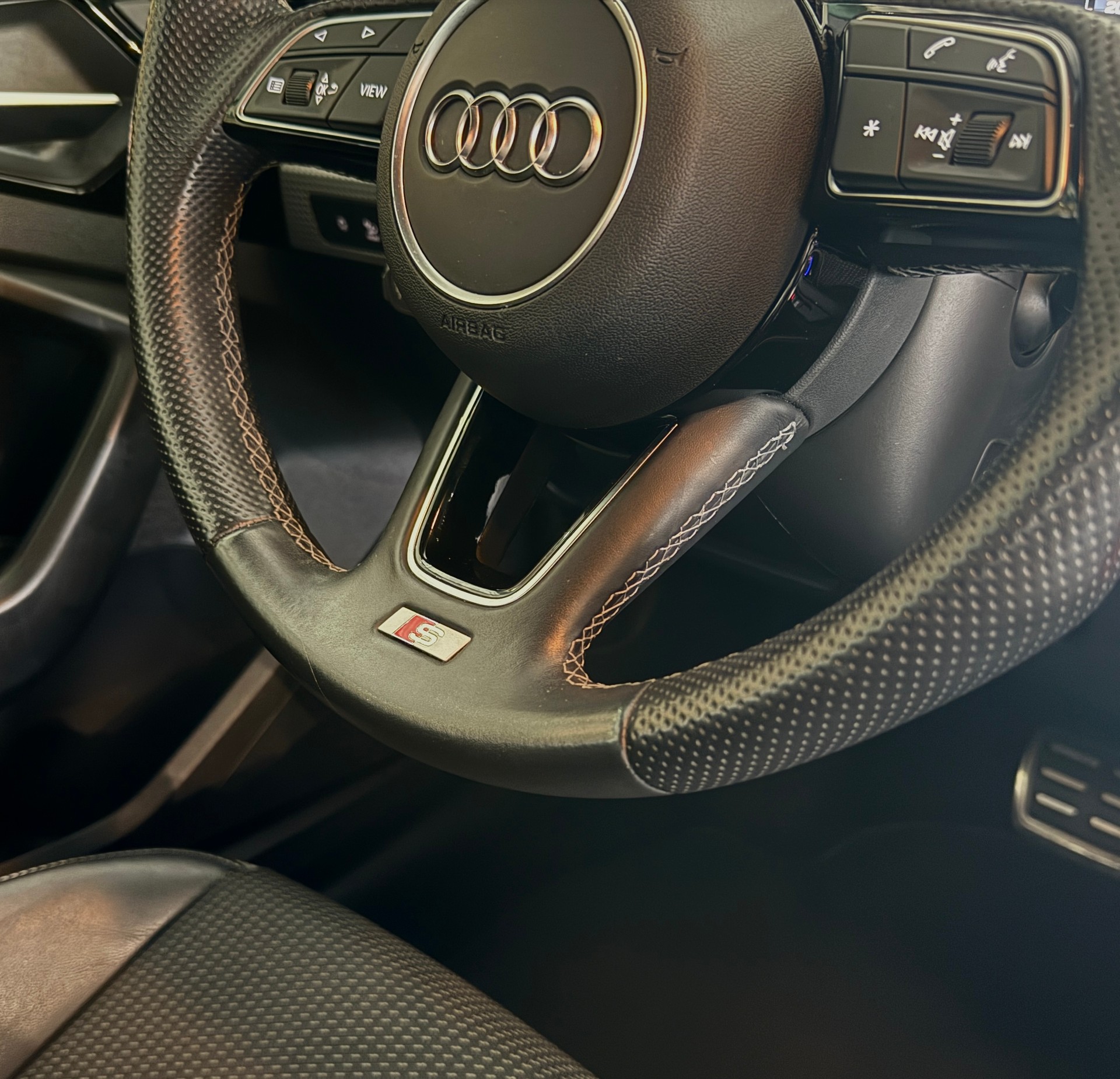 AUDI A1 Sportback 30 TFSI S Line S-tronic-image-16