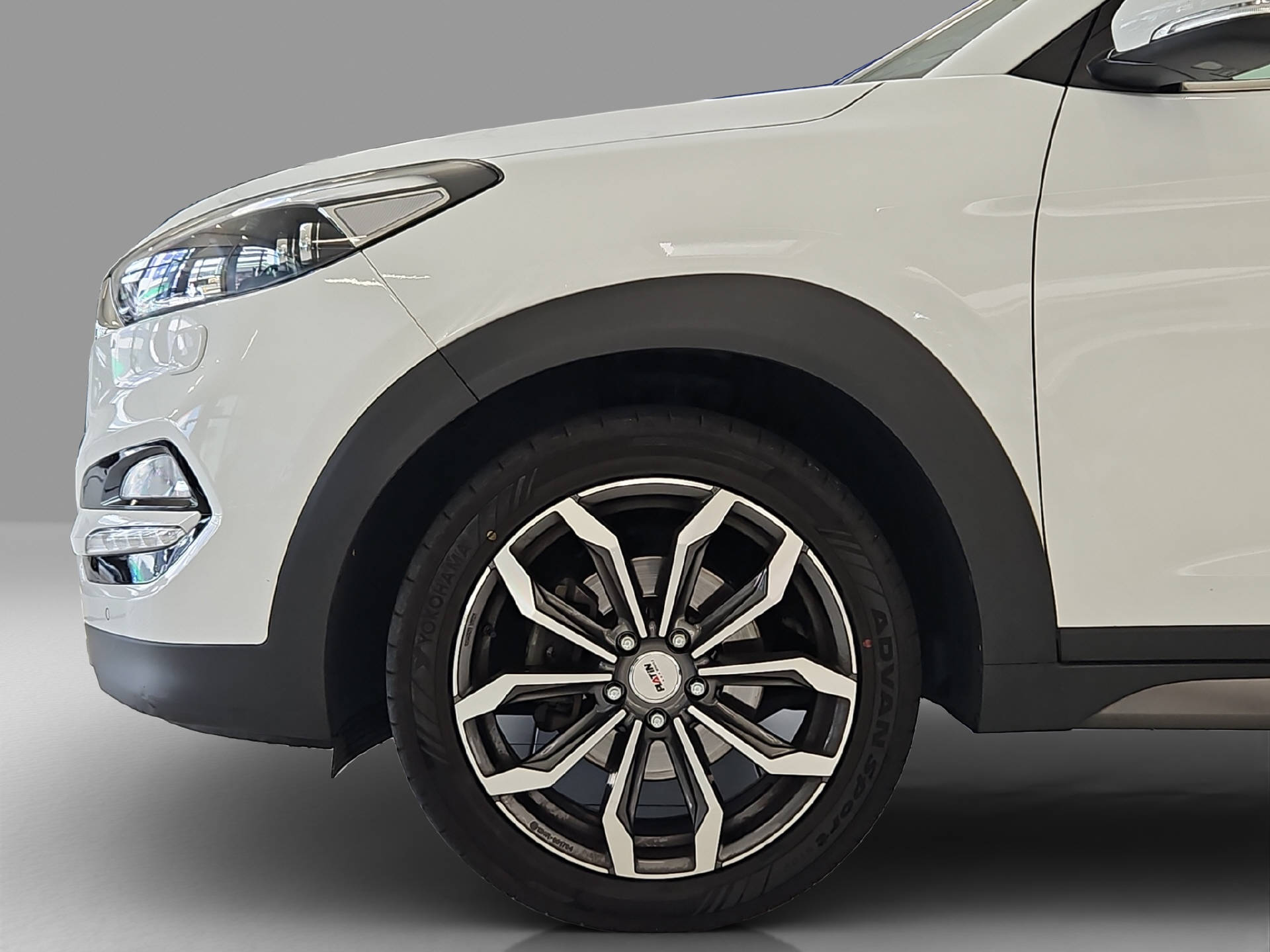 HYUNDAI Tucson 2.0 CRDi Vertex 4WD-image-4