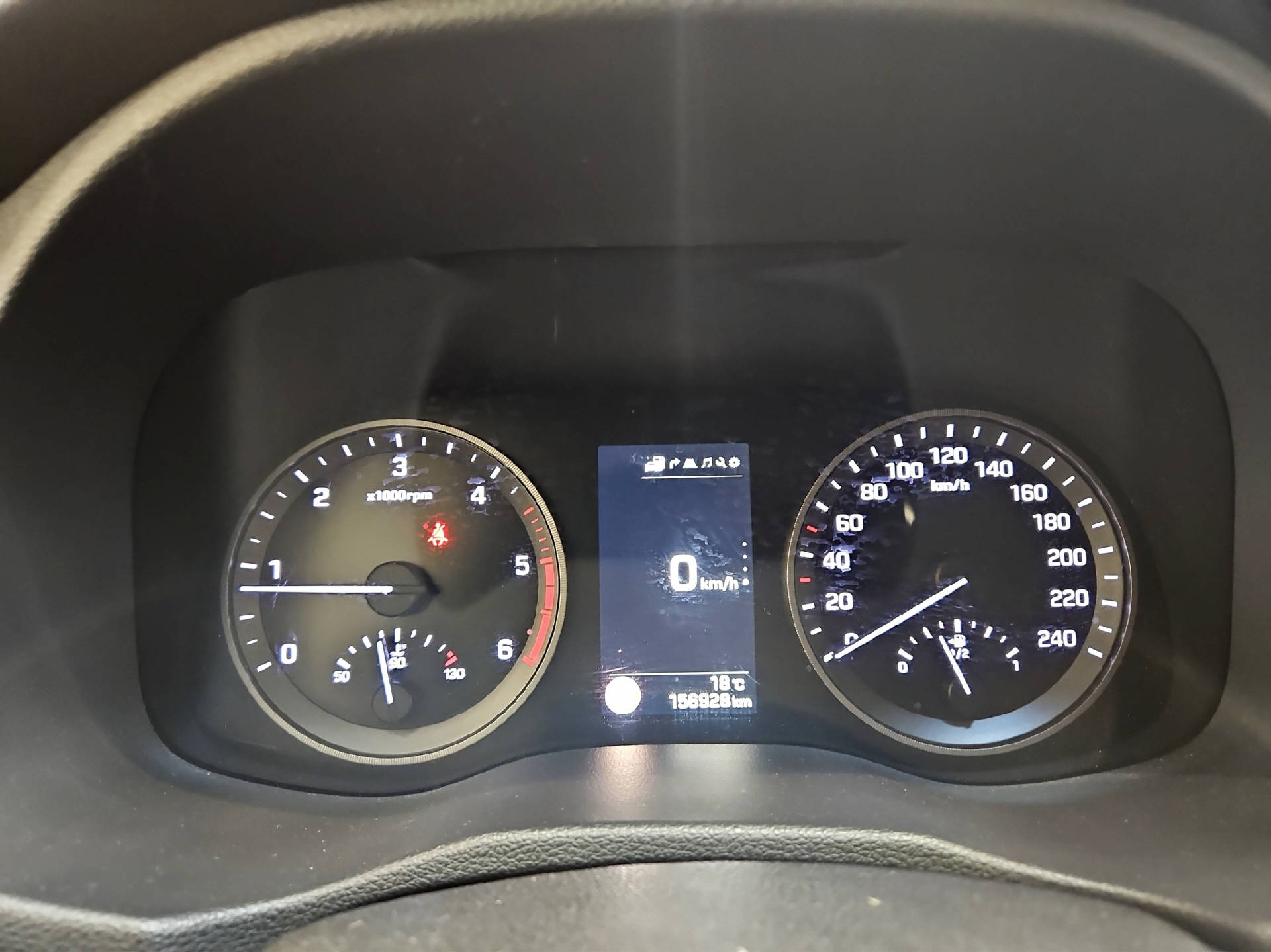 HYUNDAI Tucson 2.0 CRDi Vertex 4WD-image-8