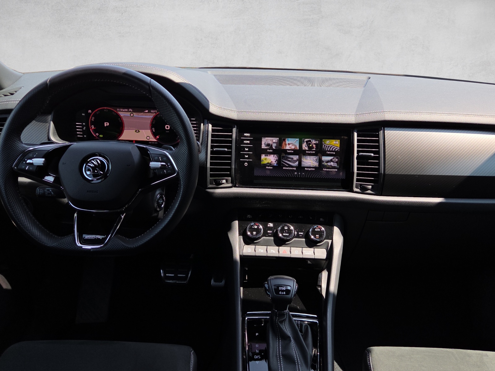 SKODA Kodiaq 2.0 TSI 4x4 SportLine-image-11