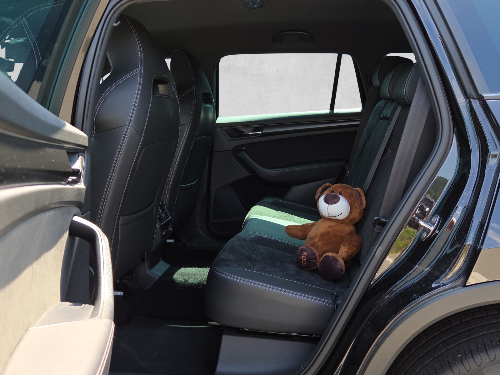 SKODA Kodiaq 2.0 TSI 4x4 SportLine-image-9